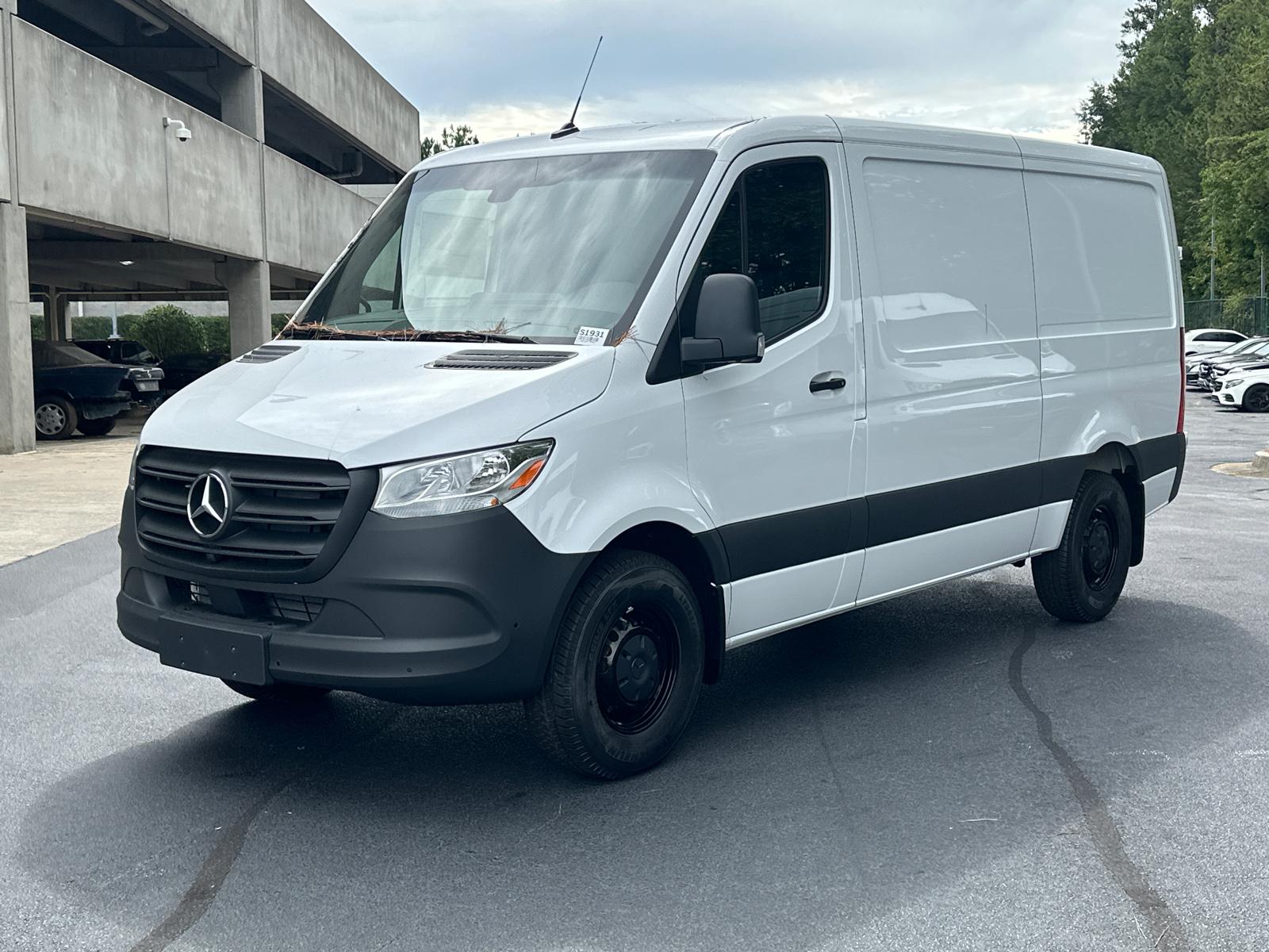 2024 Mercedes-Benz Sprinter 2500 Cargo 144 WB 3