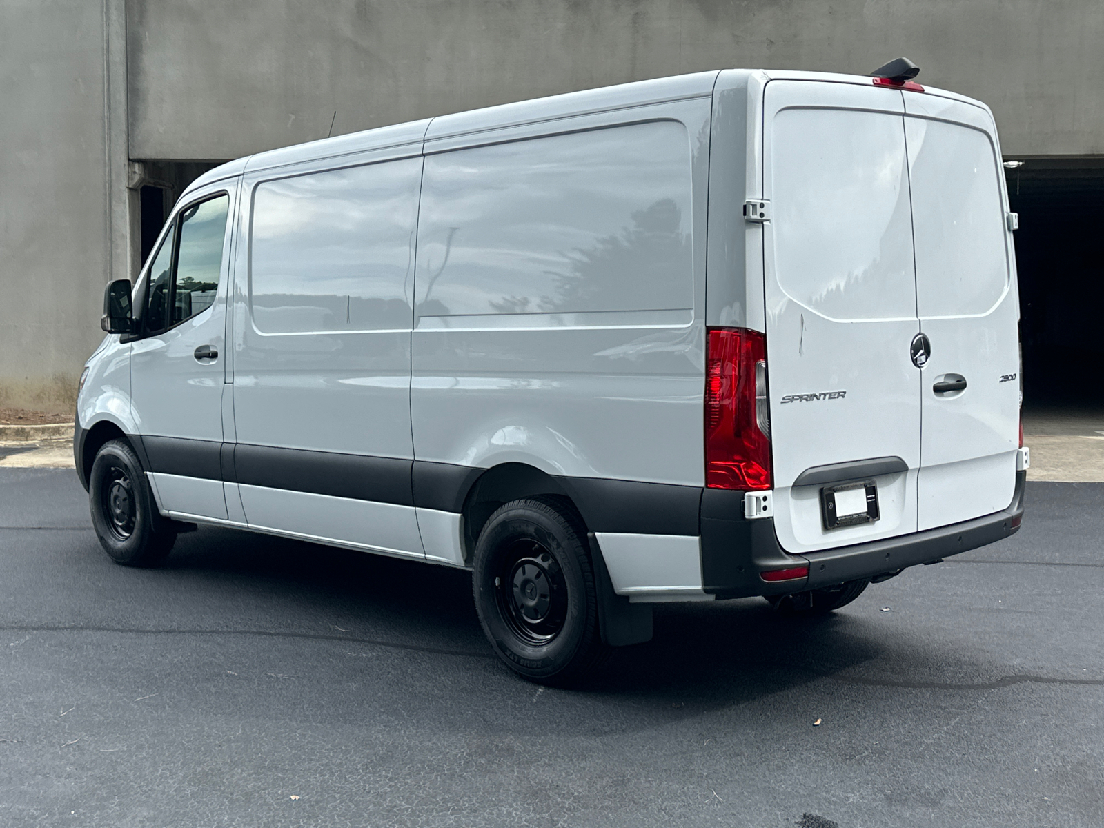 2024 Mercedes-Benz Sprinter 2500 Cargo 144 WB 5