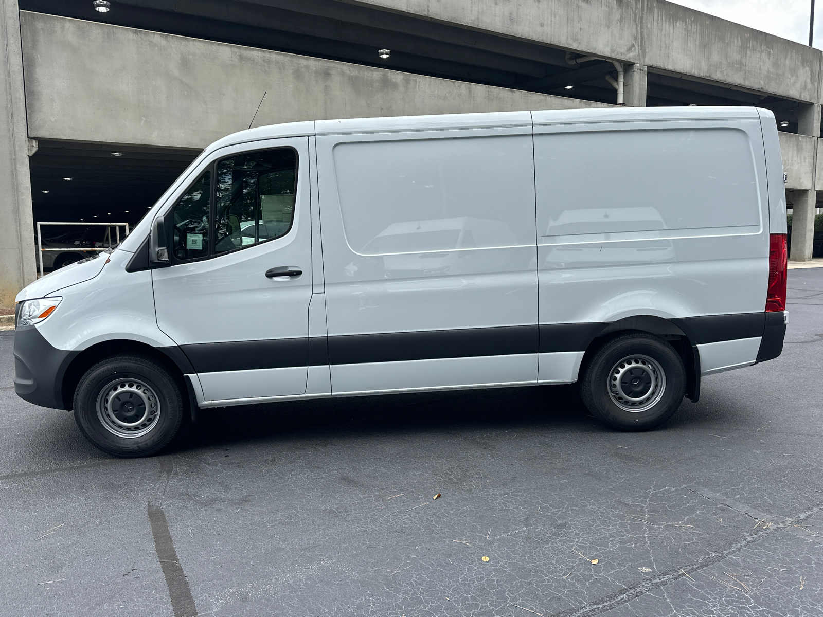 2025 Mercedes-Benz Sprinter 2500 Cargo 144 WB 4