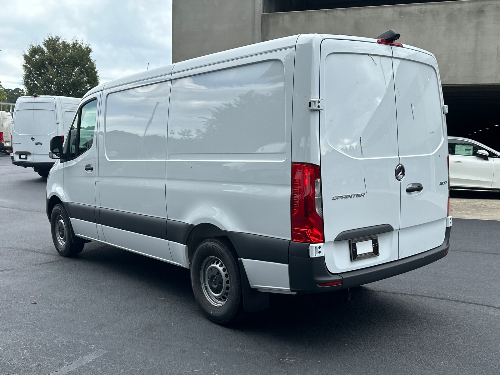 2025 Mercedes-Benz Sprinter 2500 Cargo 144 WB 5