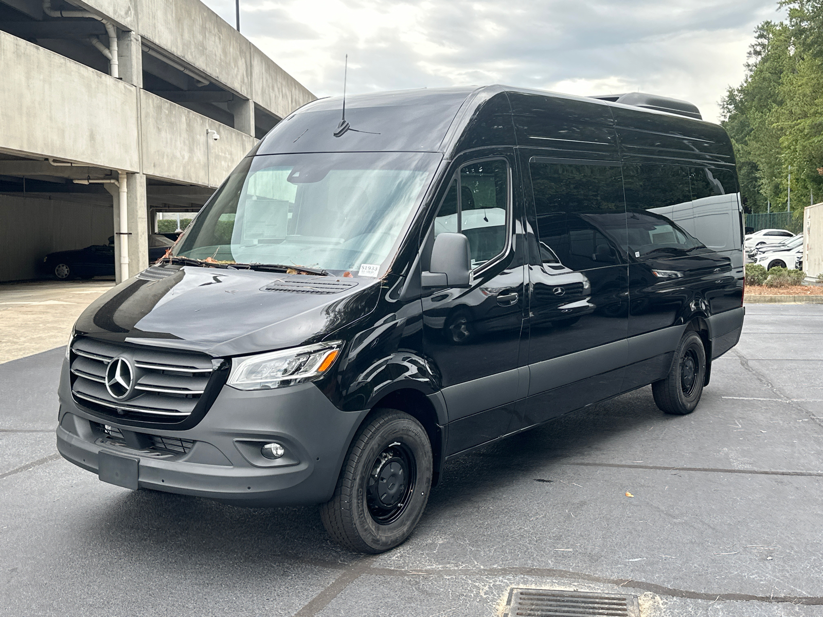 2024 Mercedes-Benz Sprinter 2500 Passenger 170 WB 3