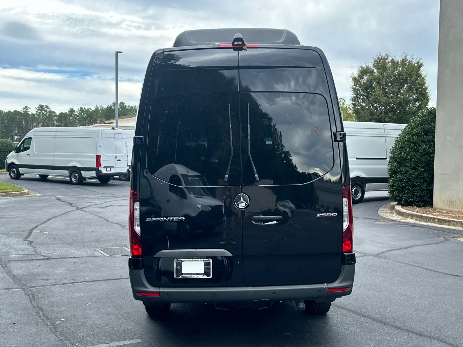 2024 Mercedes-Benz Sprinter 2500 Passenger 170 WB 6