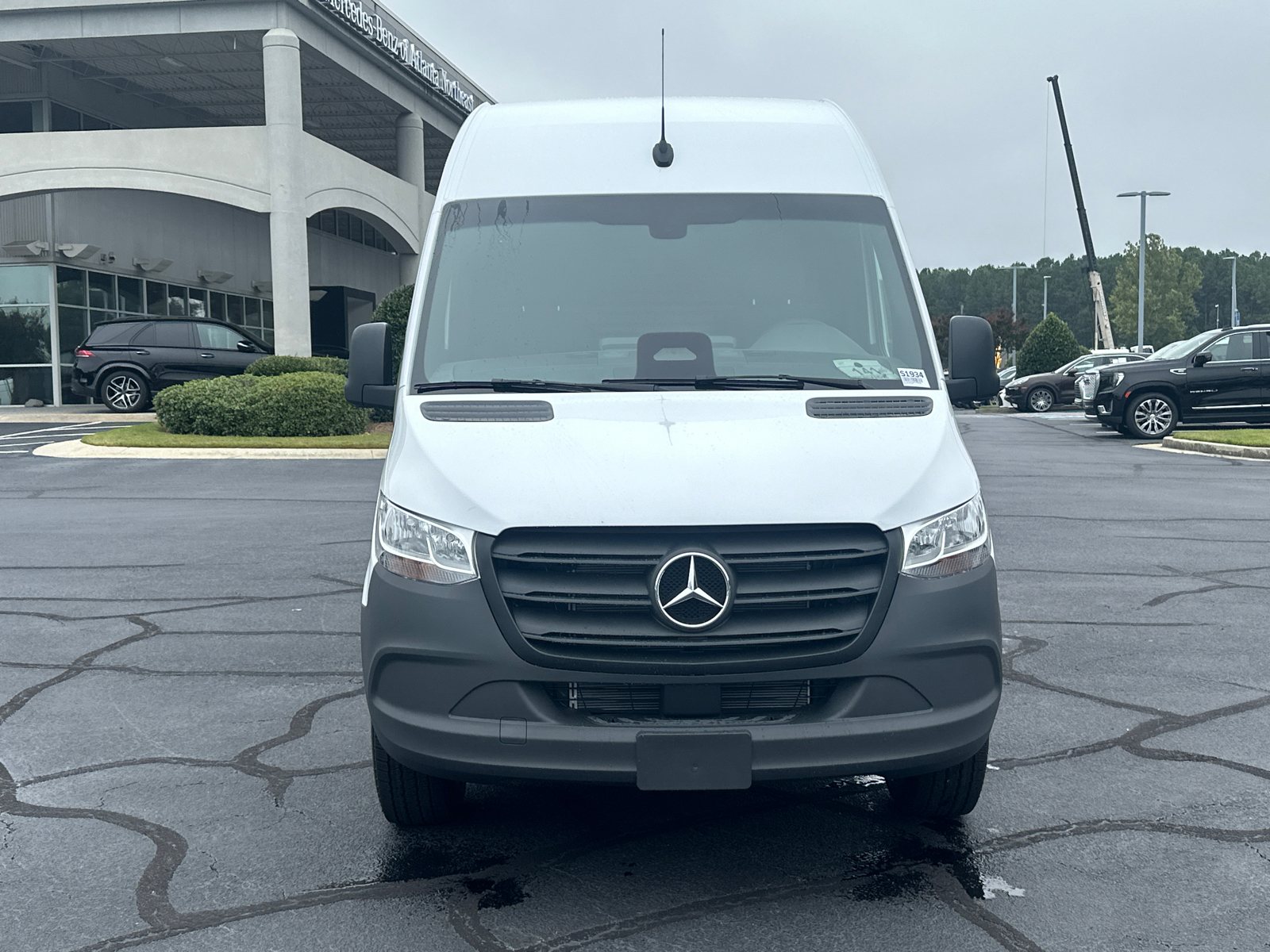 2025 Mercedes-Benz Sprinter 2500 Cargo 170 WB 2