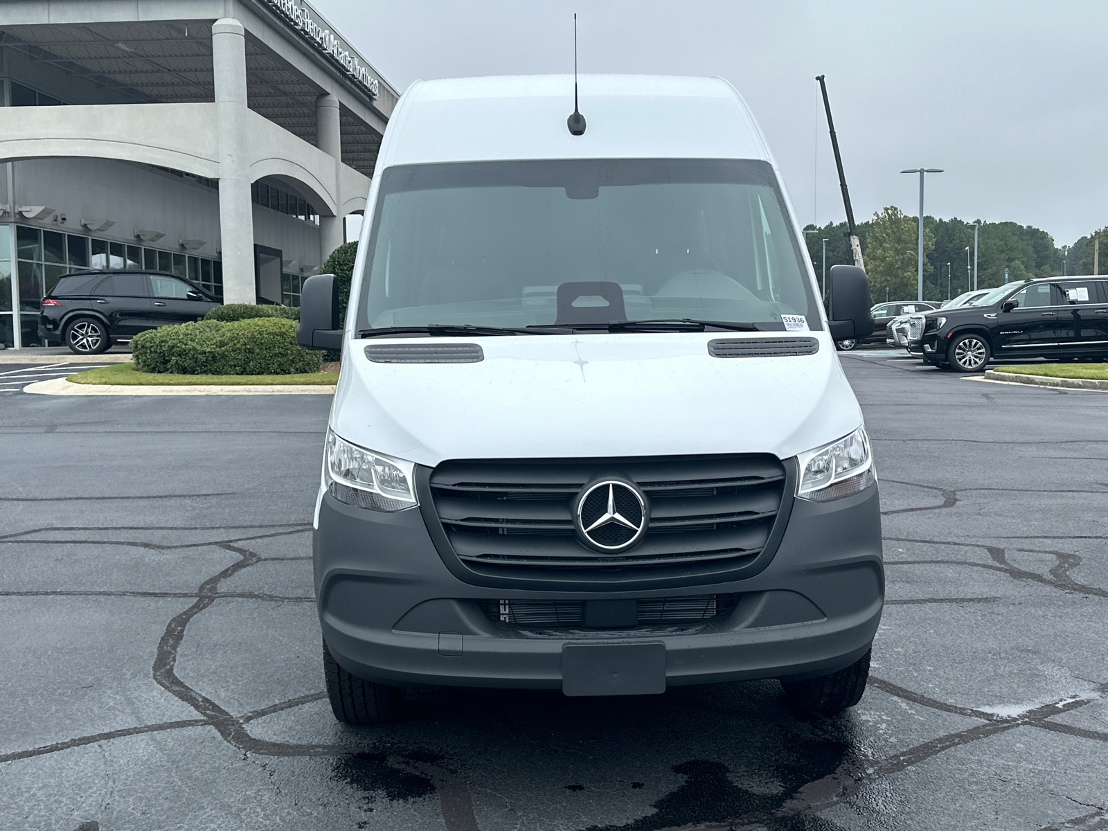 2025 Mercedes-Benz Sprinter 2500 Cargo 144 WB 2