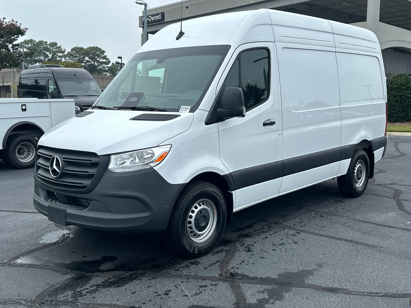 2025 Mercedes-Benz Sprinter 2500 Cargo 144 WB 3