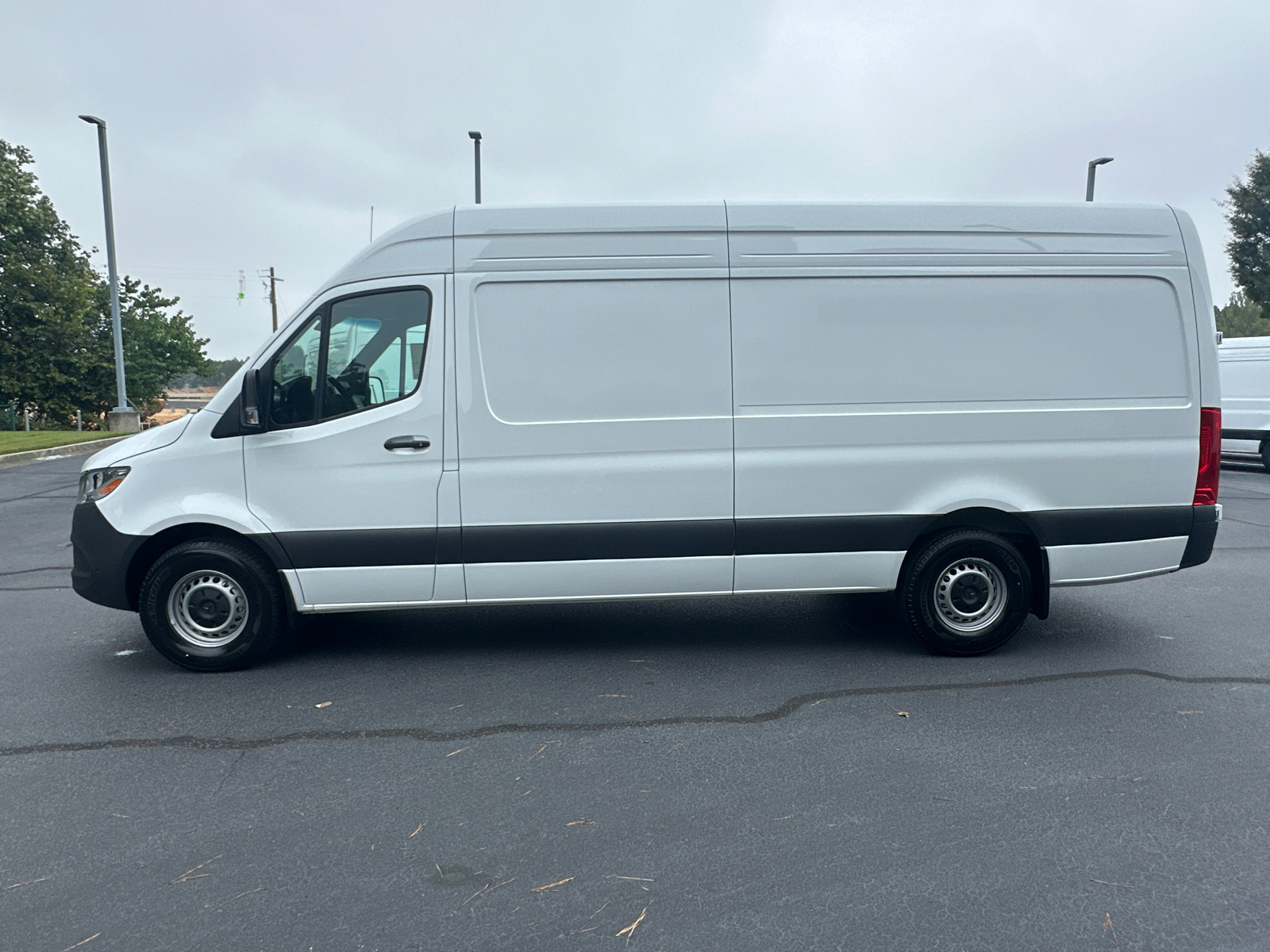 2024 Mercedes-Benz Sprinter 2500 Cargo 170 WB 4