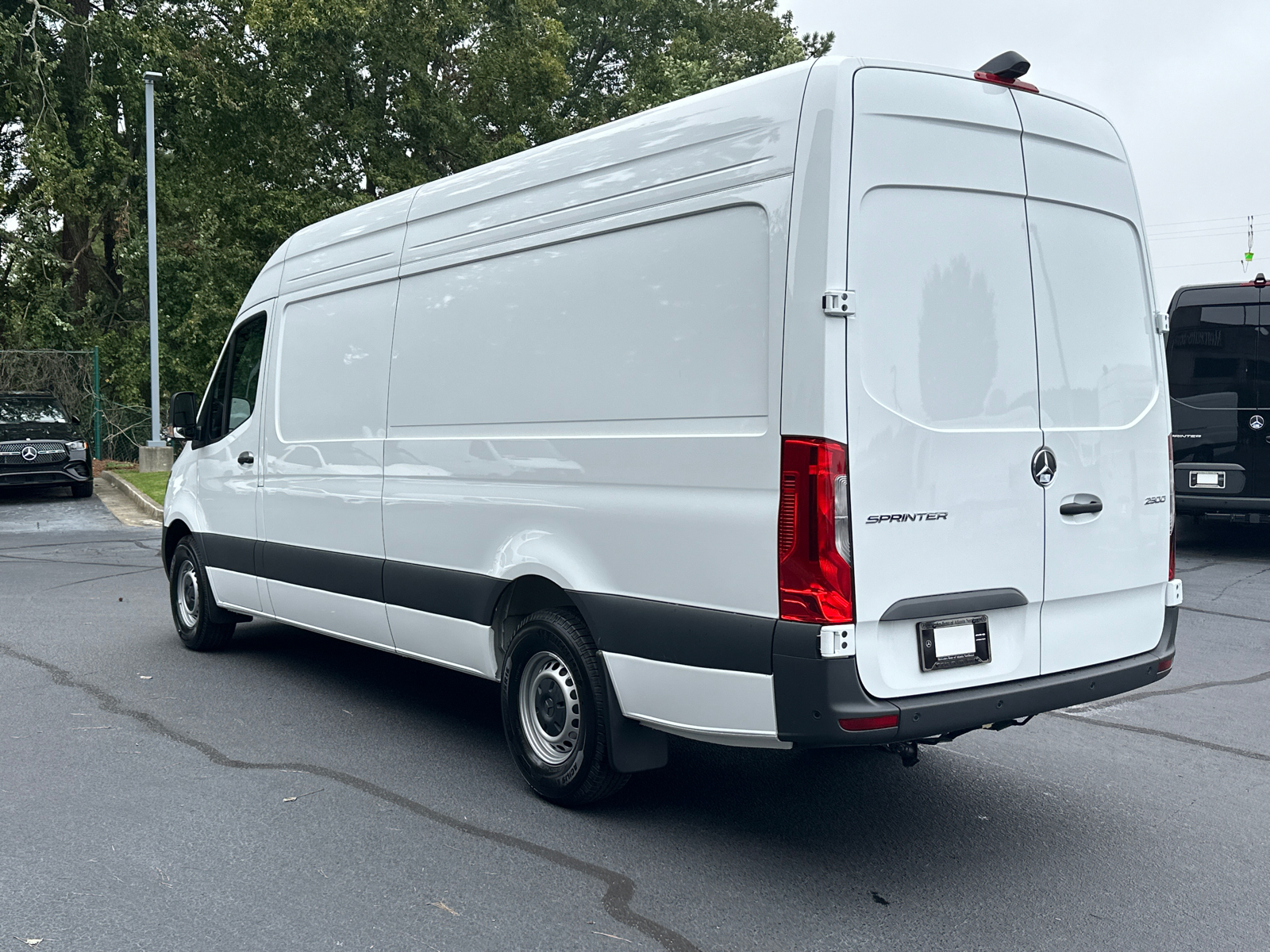 2024 Mercedes-Benz Sprinter 2500 Cargo 170 WB 5