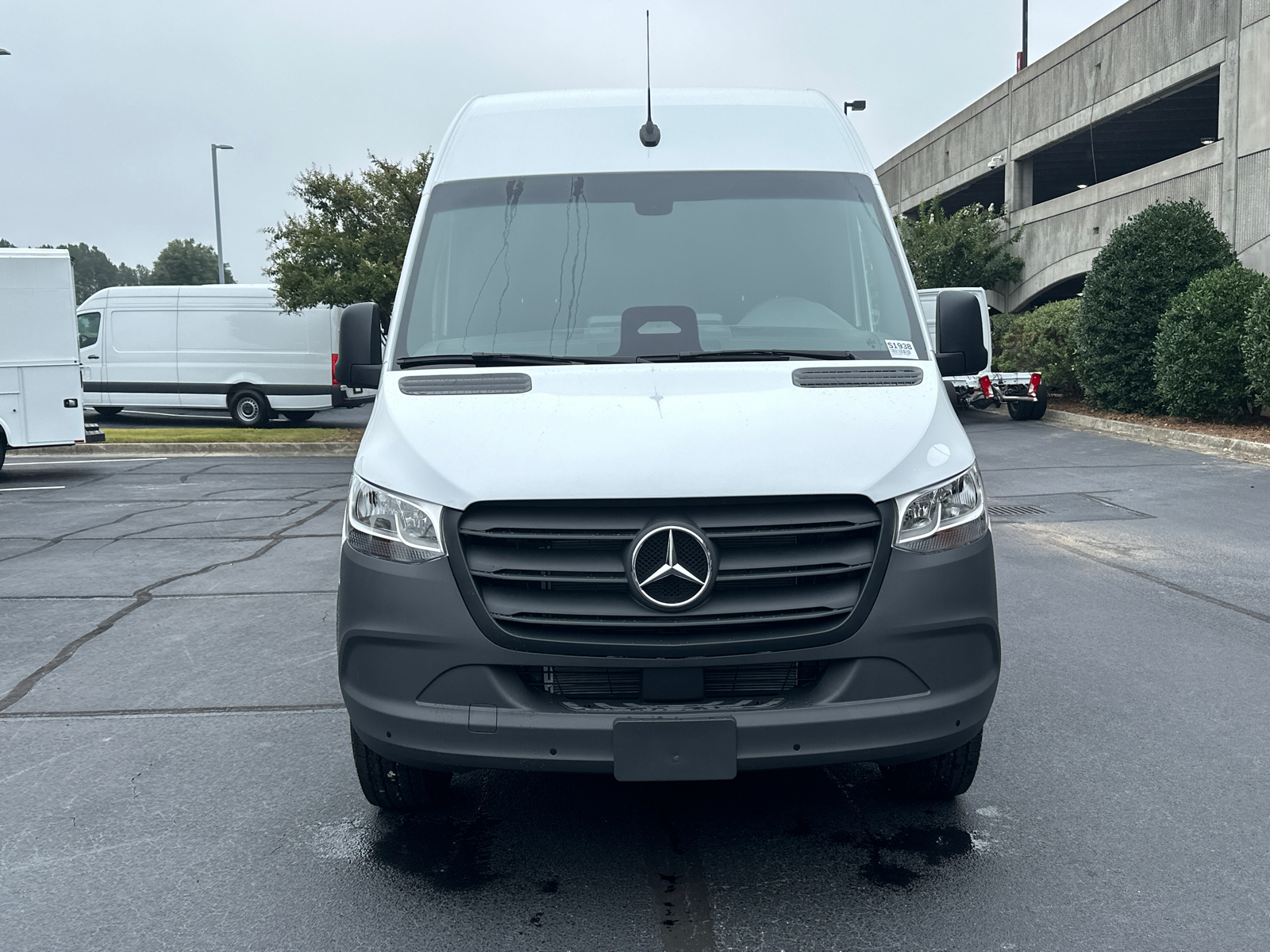 2025 Mercedes-Benz Sprinter 2500 Cargo 170 WB 2