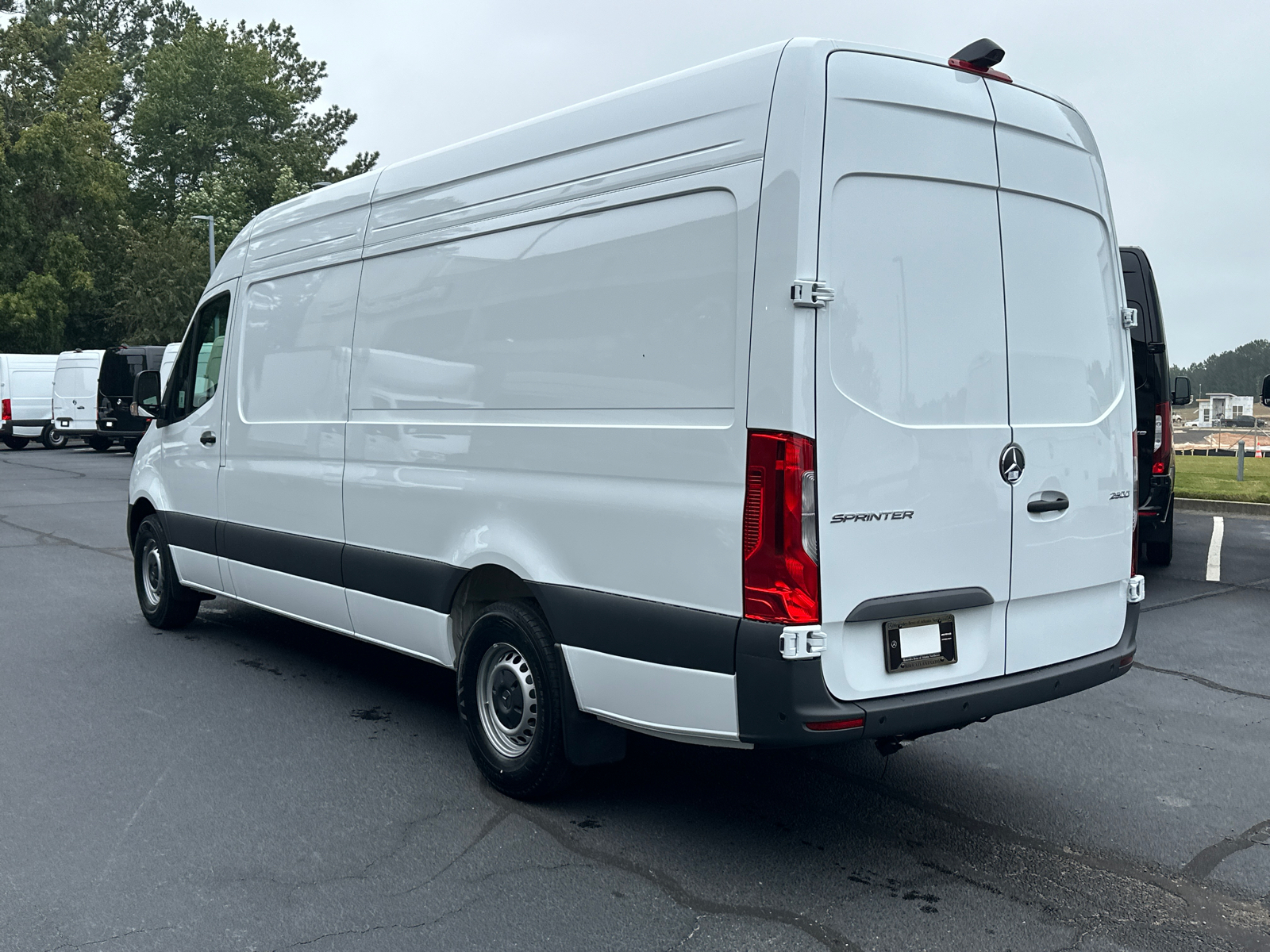 2025 Mercedes-Benz Sprinter 2500 Cargo 170 WB 5