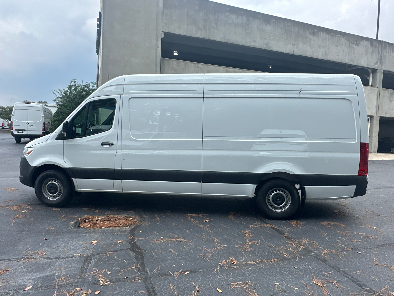 2025 Mercedes-Benz Sprinter 2500 Cargo 170 WB 8