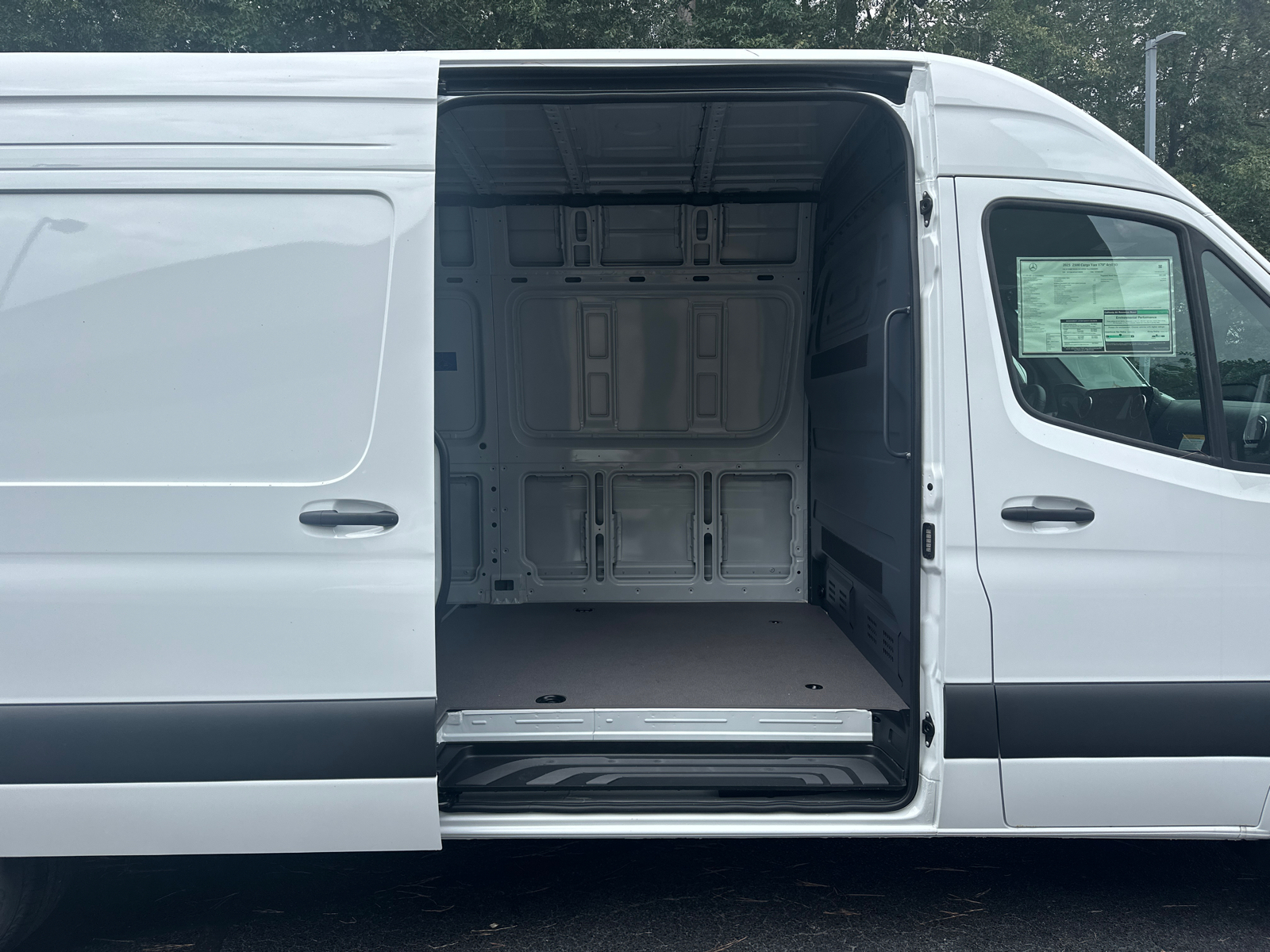 2025 Mercedes-Benz Sprinter 2500 Cargo 170 WB 15