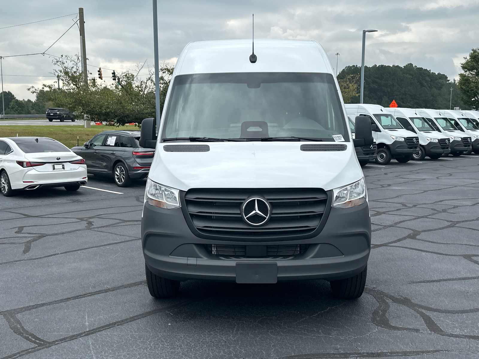 2025 Mercedes-Benz Sprinter 2500 Cargo 144 WB 2