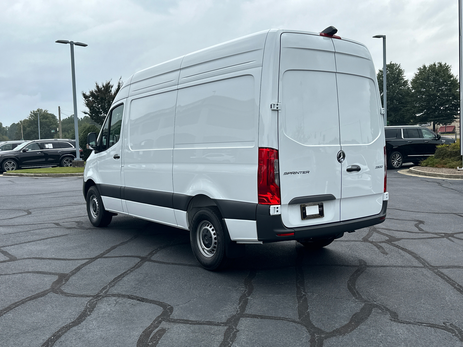 2025 Mercedes-Benz Sprinter 2500 Cargo 144 WB 5