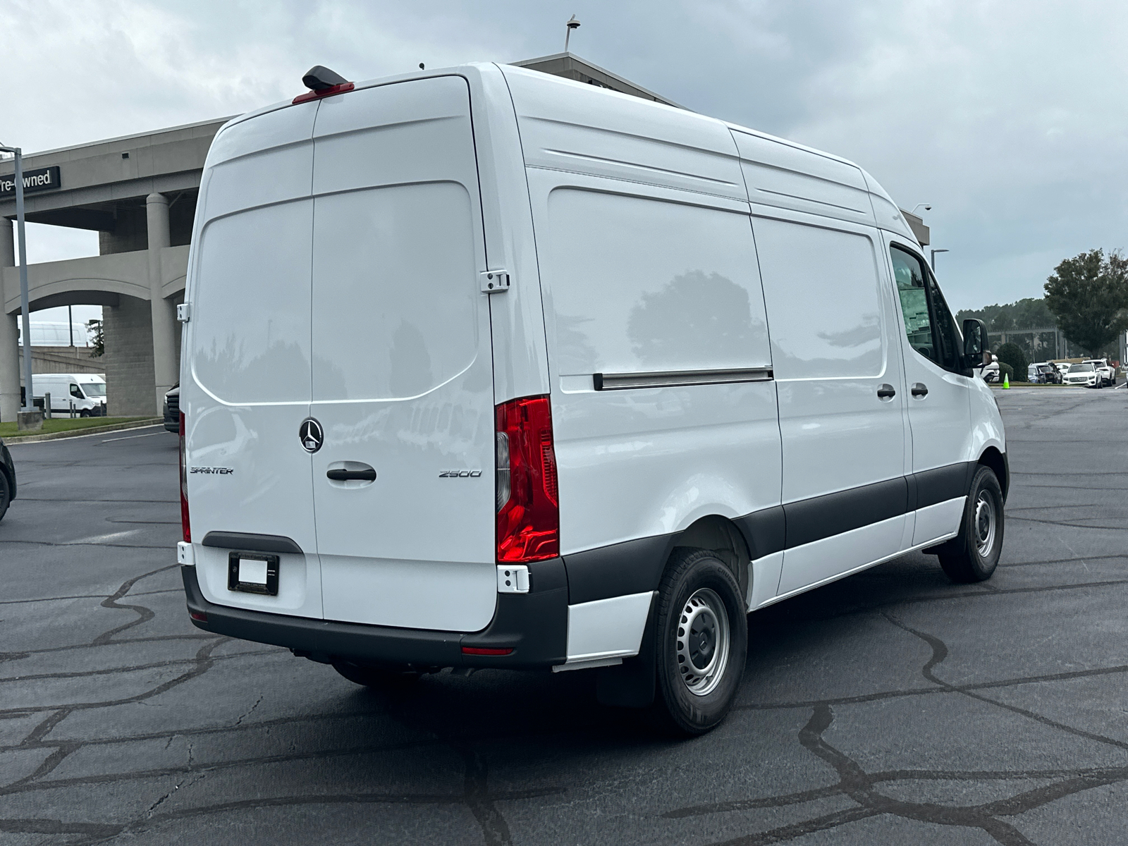 2025 Mercedes-Benz Sprinter 2500 Cargo 144 WB 7