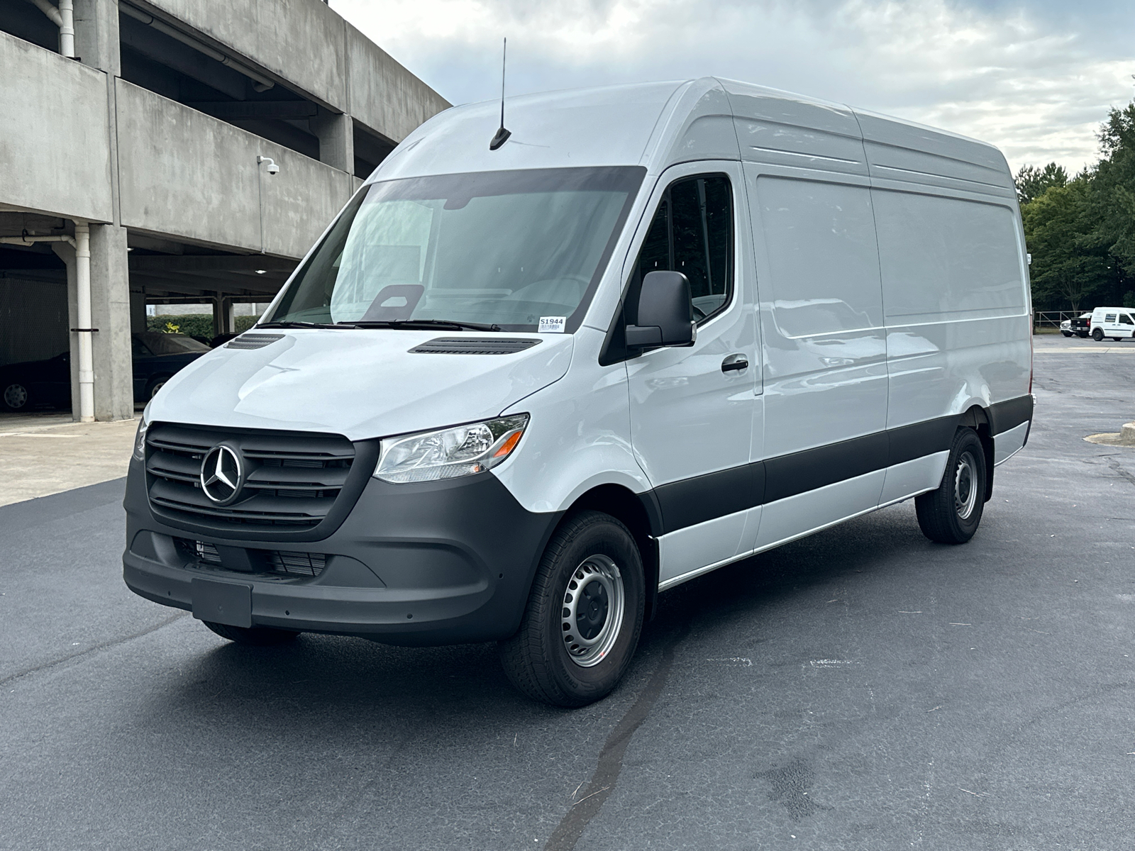 2025 Mercedes-Benz Sprinter 2500 Cargo 170 WB 3