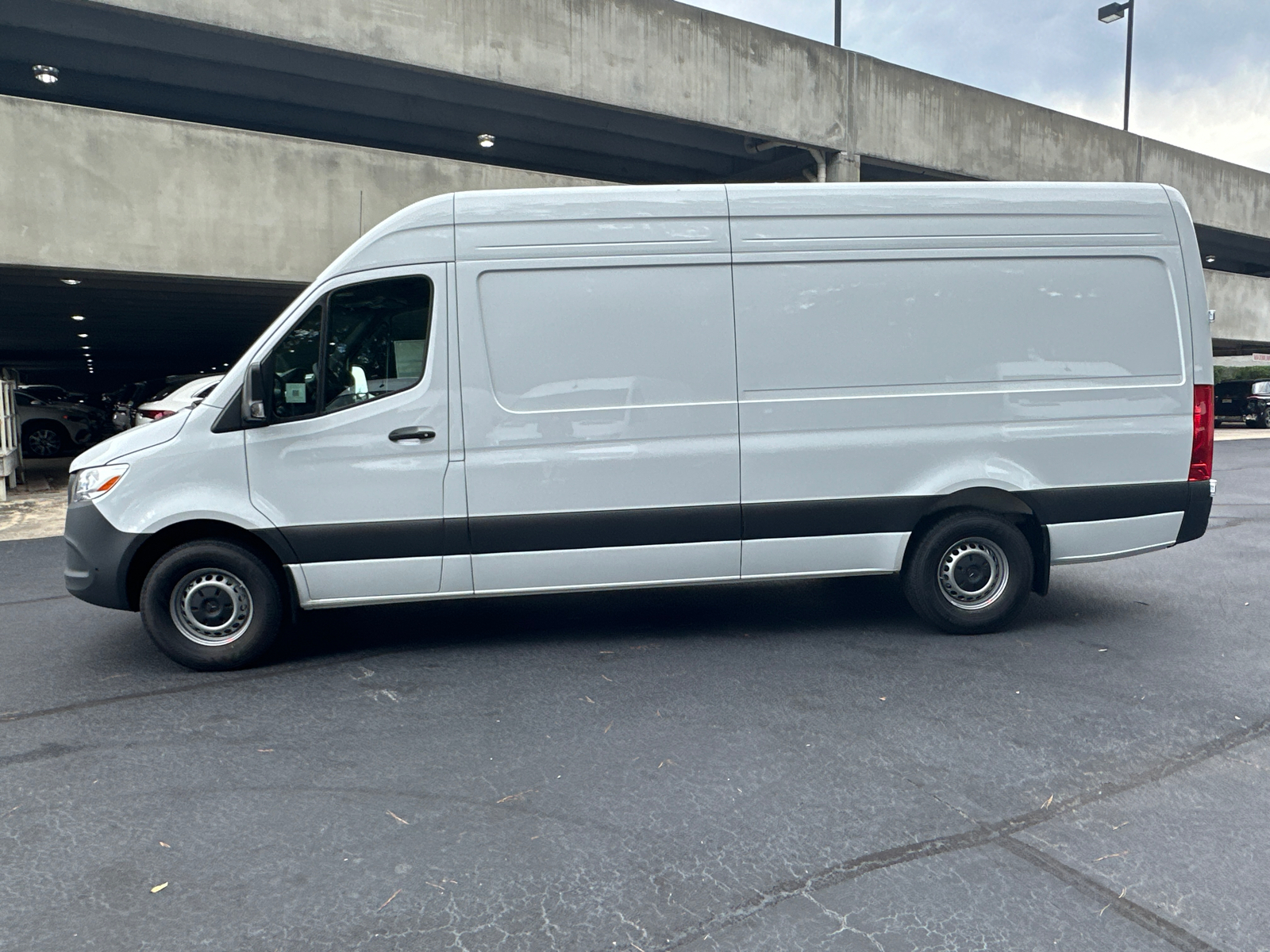 2025 Mercedes-Benz Sprinter 2500 Cargo 170 WB 4