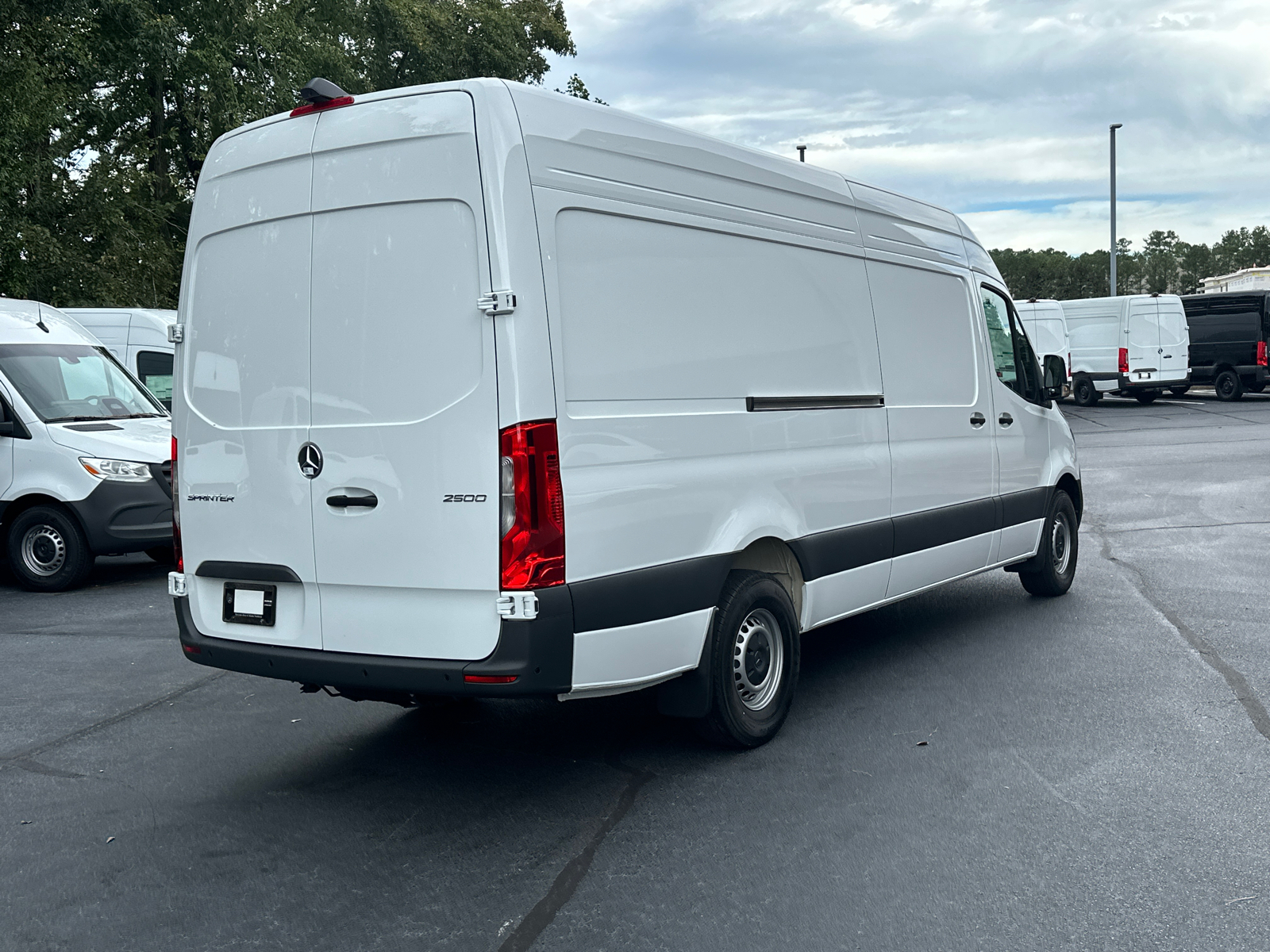 2025 Mercedes-Benz Sprinter 2500 Cargo 170 WB 7