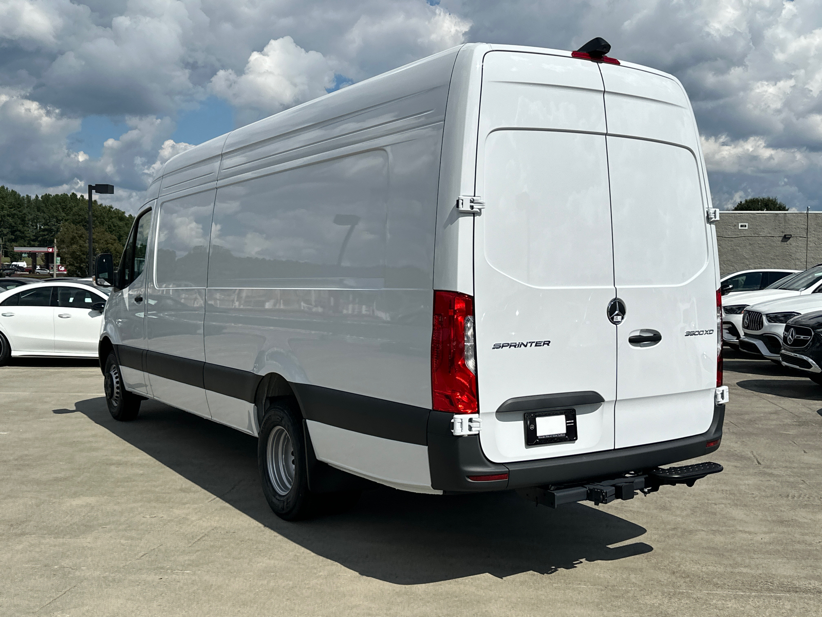 2025 Mercedes-Benz Sprinter 3500 Cargo 170 WB 5