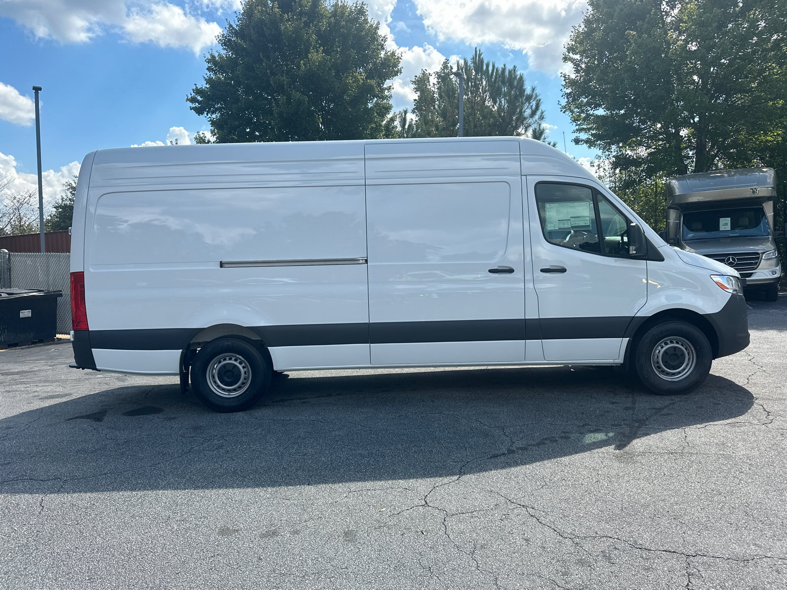 2025 Mercedes-Benz Sprinter 2500 Cargo 170 WB 8