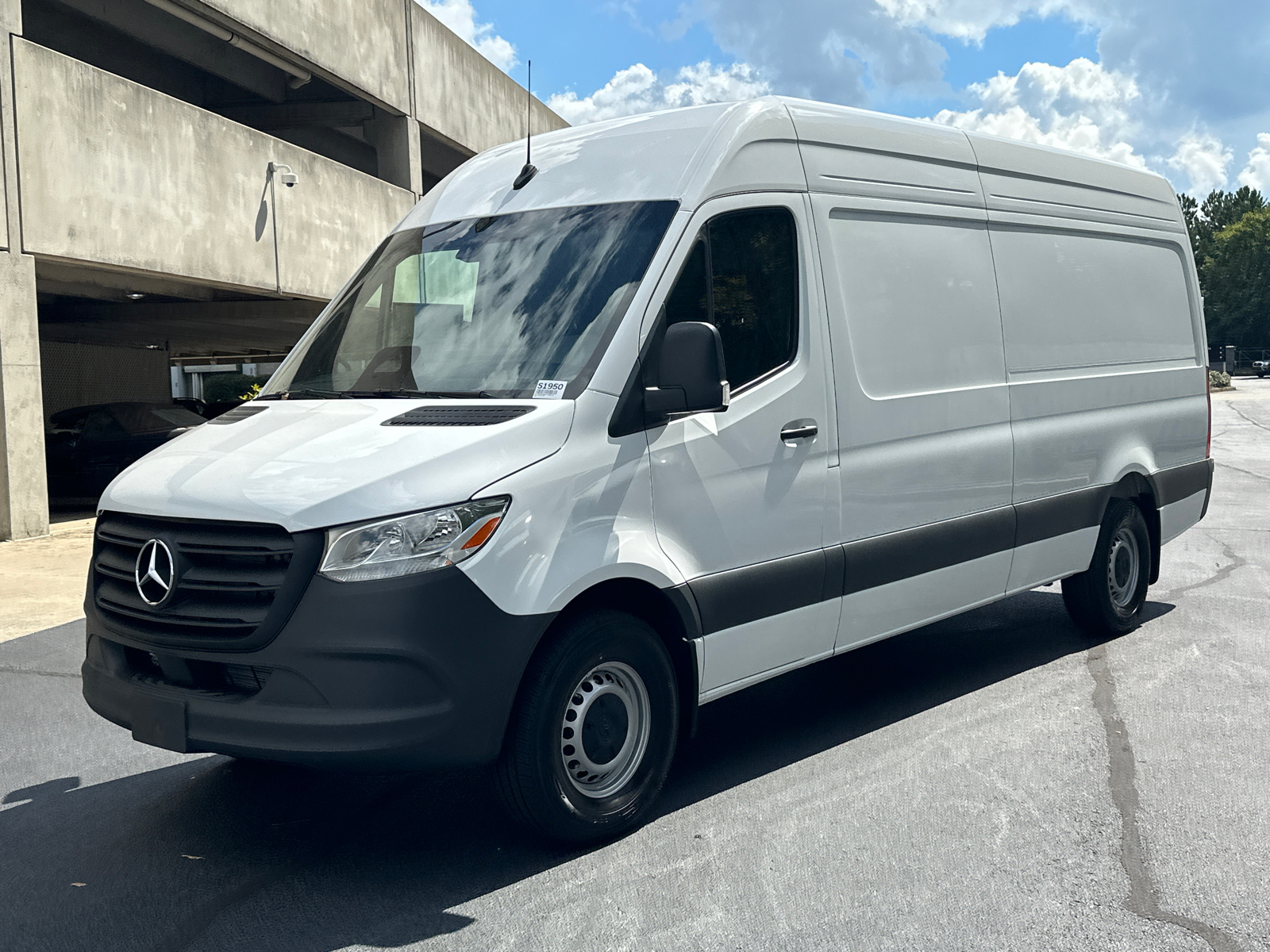 2025 Mercedes-Benz Sprinter 2500 Cargo 170 WB 3