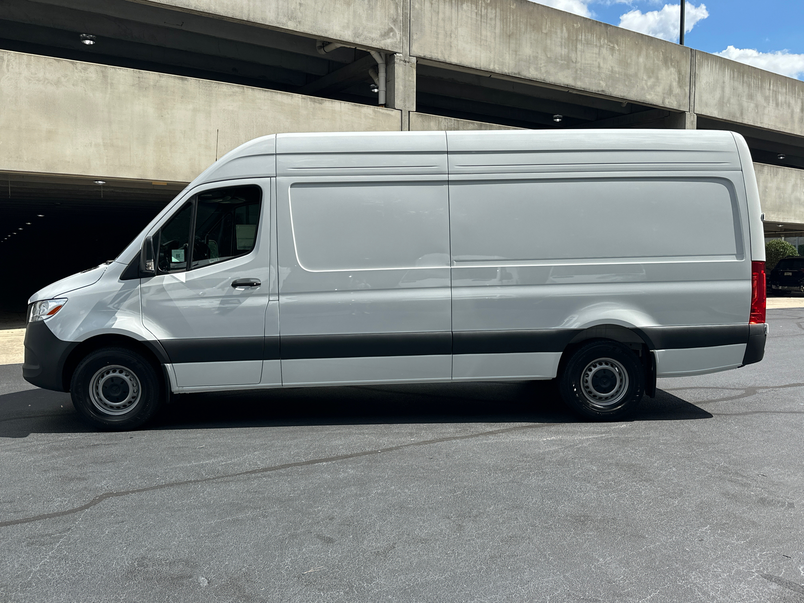 2025 Mercedes-Benz Sprinter 2500 Cargo 170 WB 4