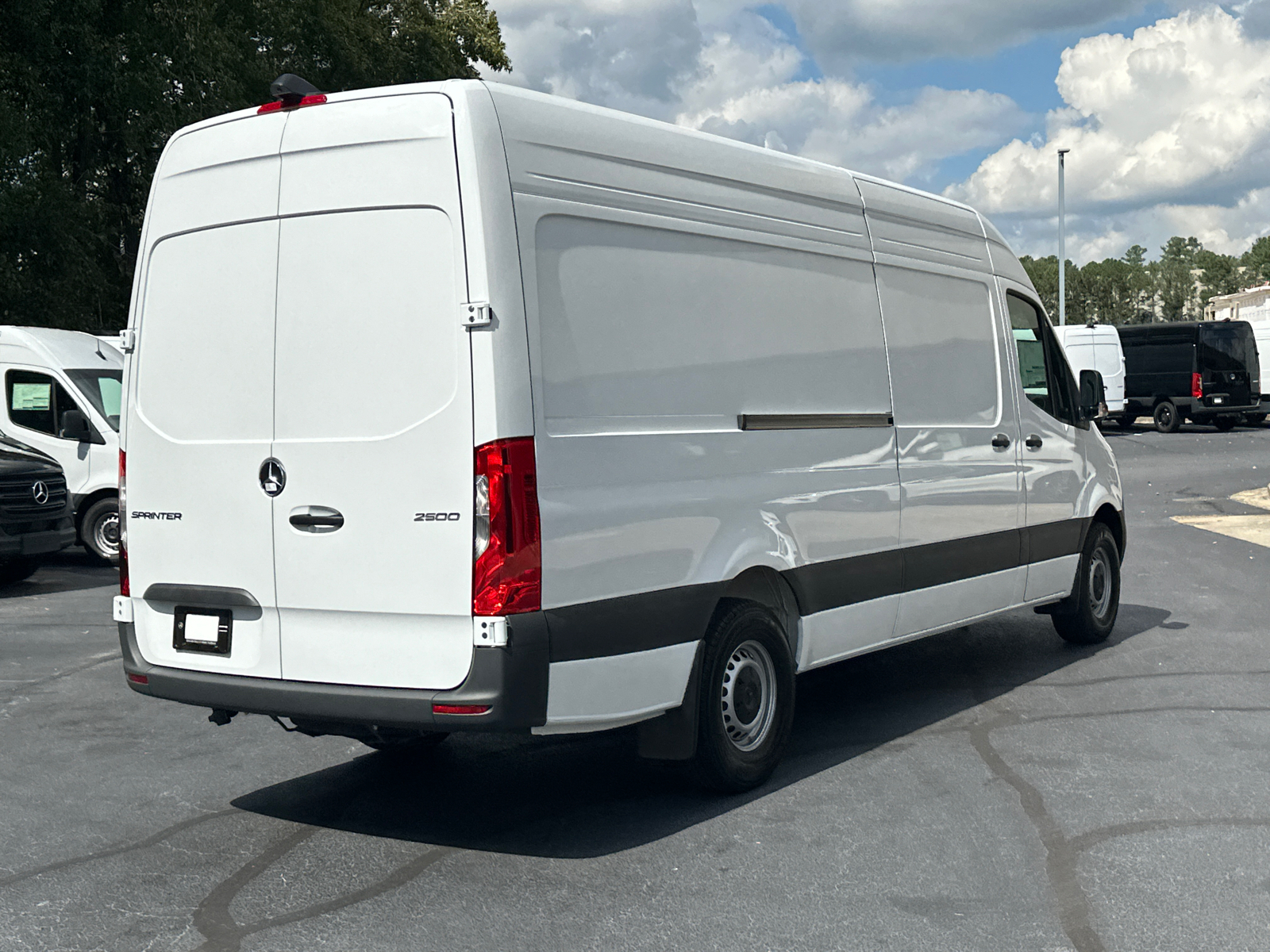 2025 Mercedes-Benz Sprinter 2500 Cargo 170 WB 7