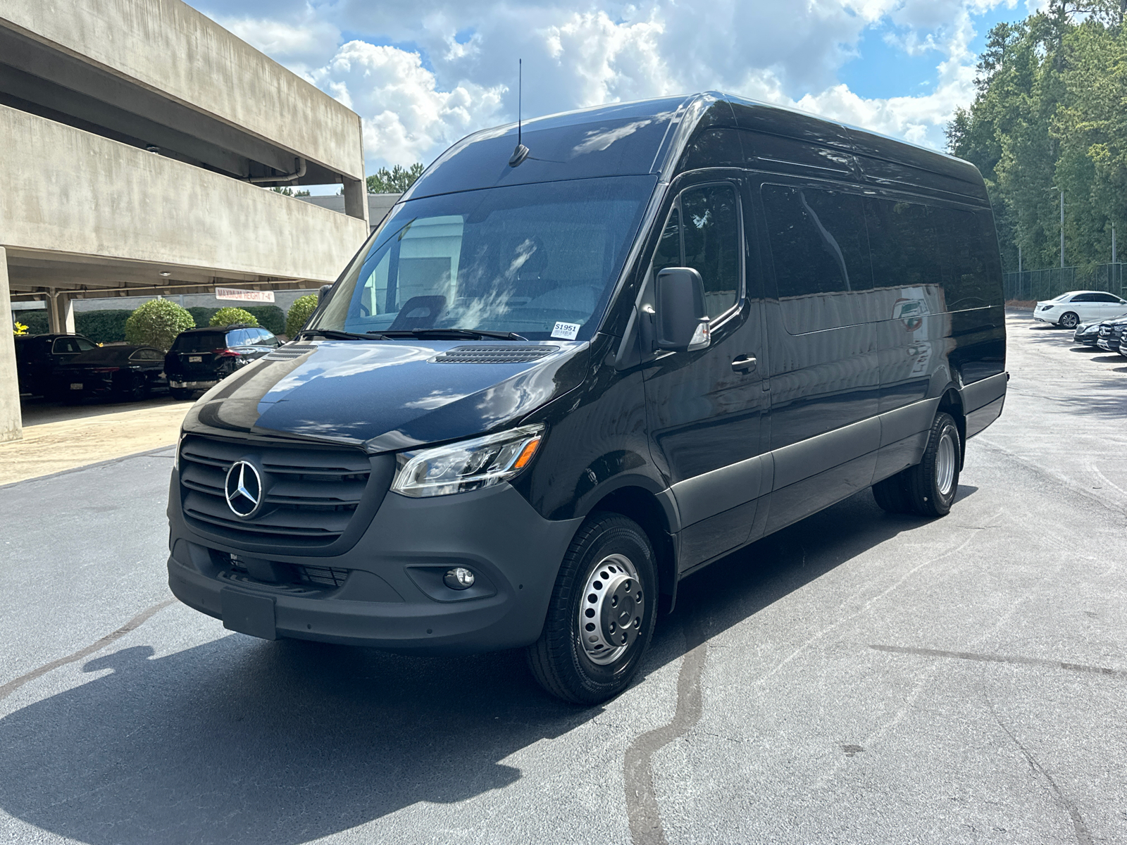 2025 Mercedes-Benz Sprinter 3500 Cargo 170 WB 3