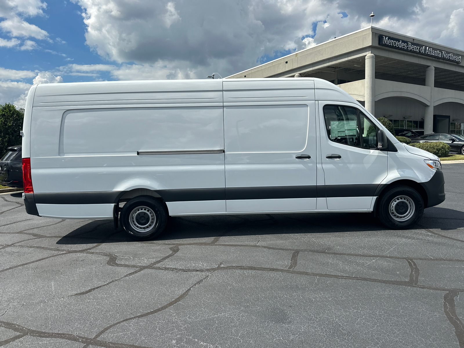 2025 Mercedes-Benz Sprinter 2500 Cargo 170 WB 8