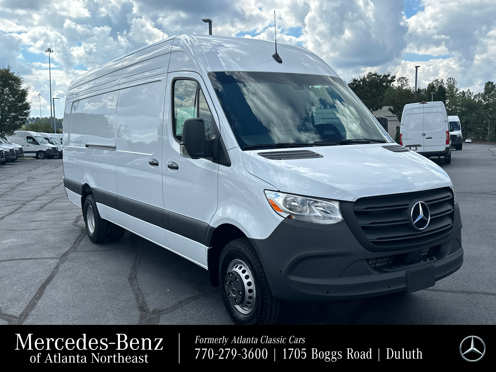 2025 Mercedes-Benz Sprinter 3500 Cargo 170 WB 1