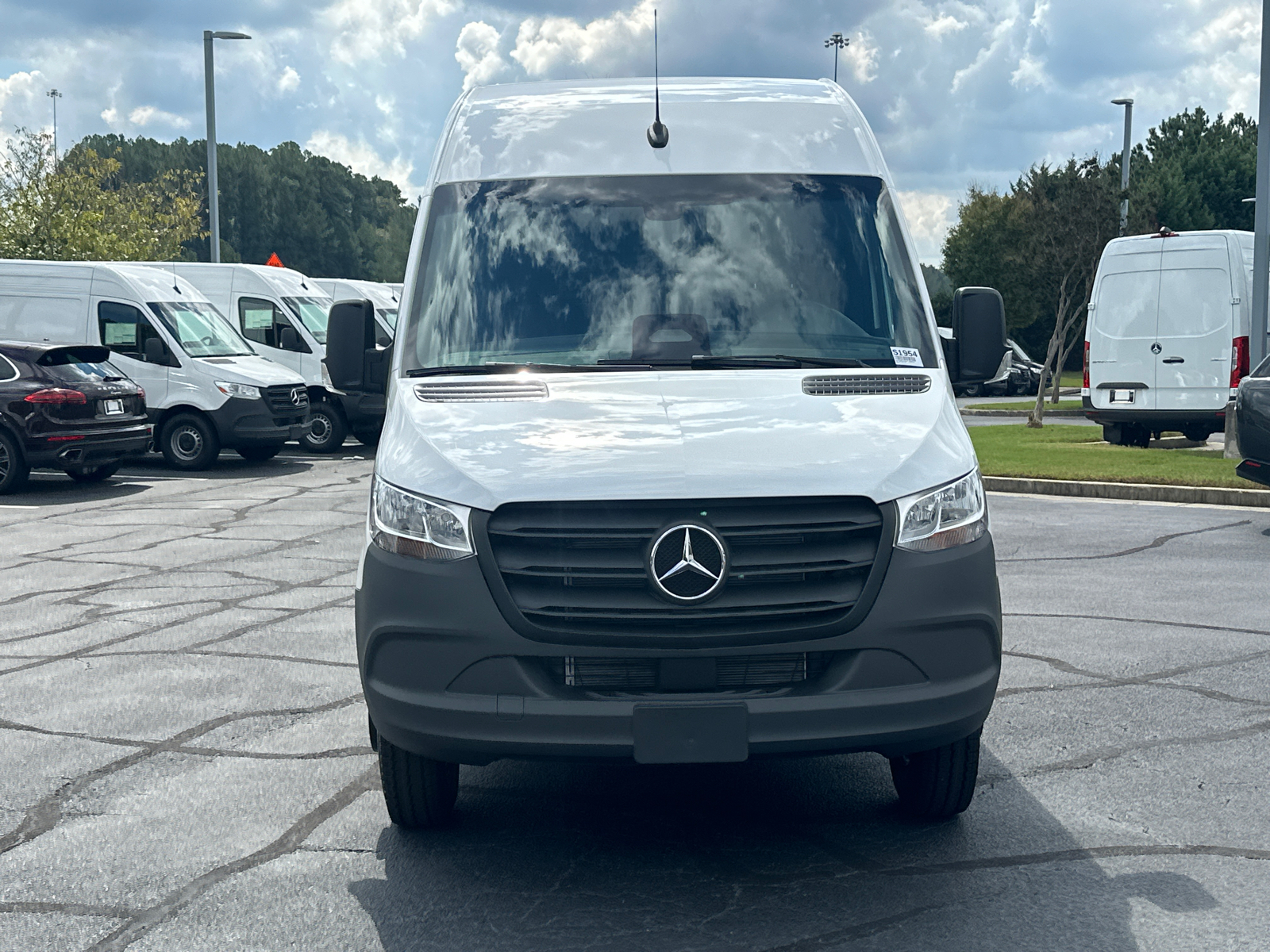 2025 Mercedes-Benz Sprinter 3500 Cargo 170 WB 2