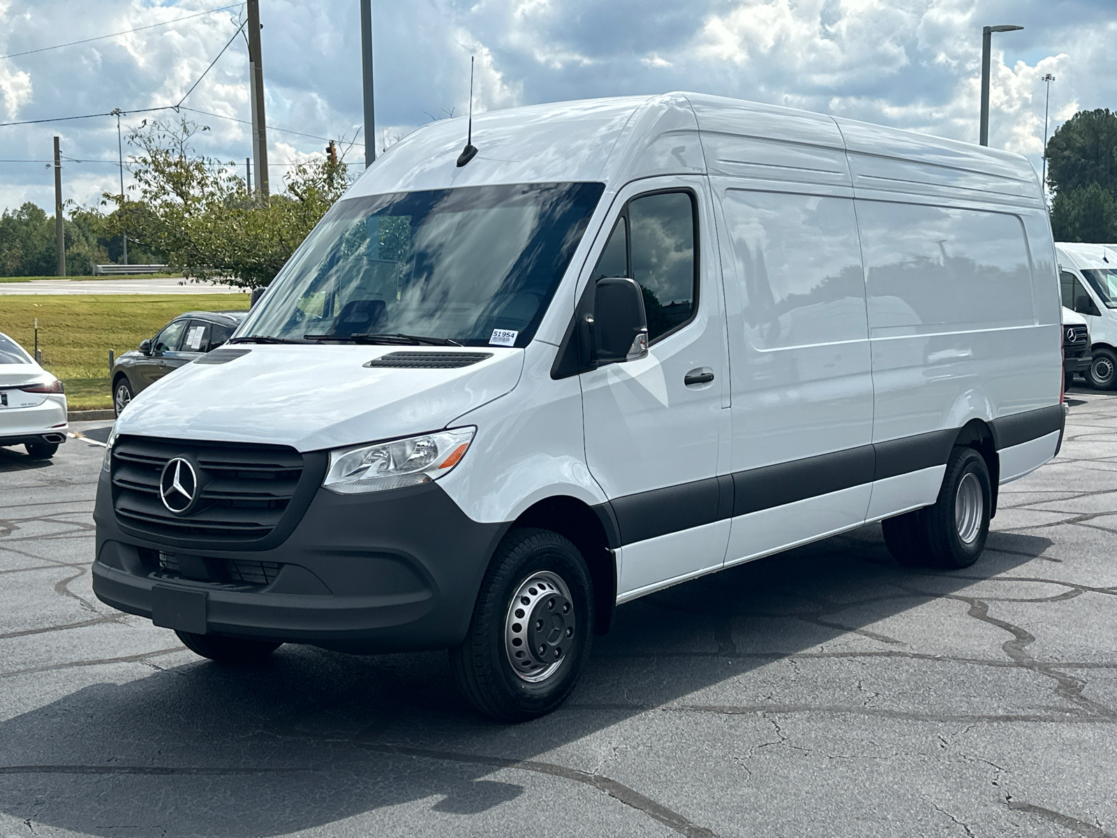 2025 Mercedes-Benz Sprinter 3500 Cargo 170 WB 3