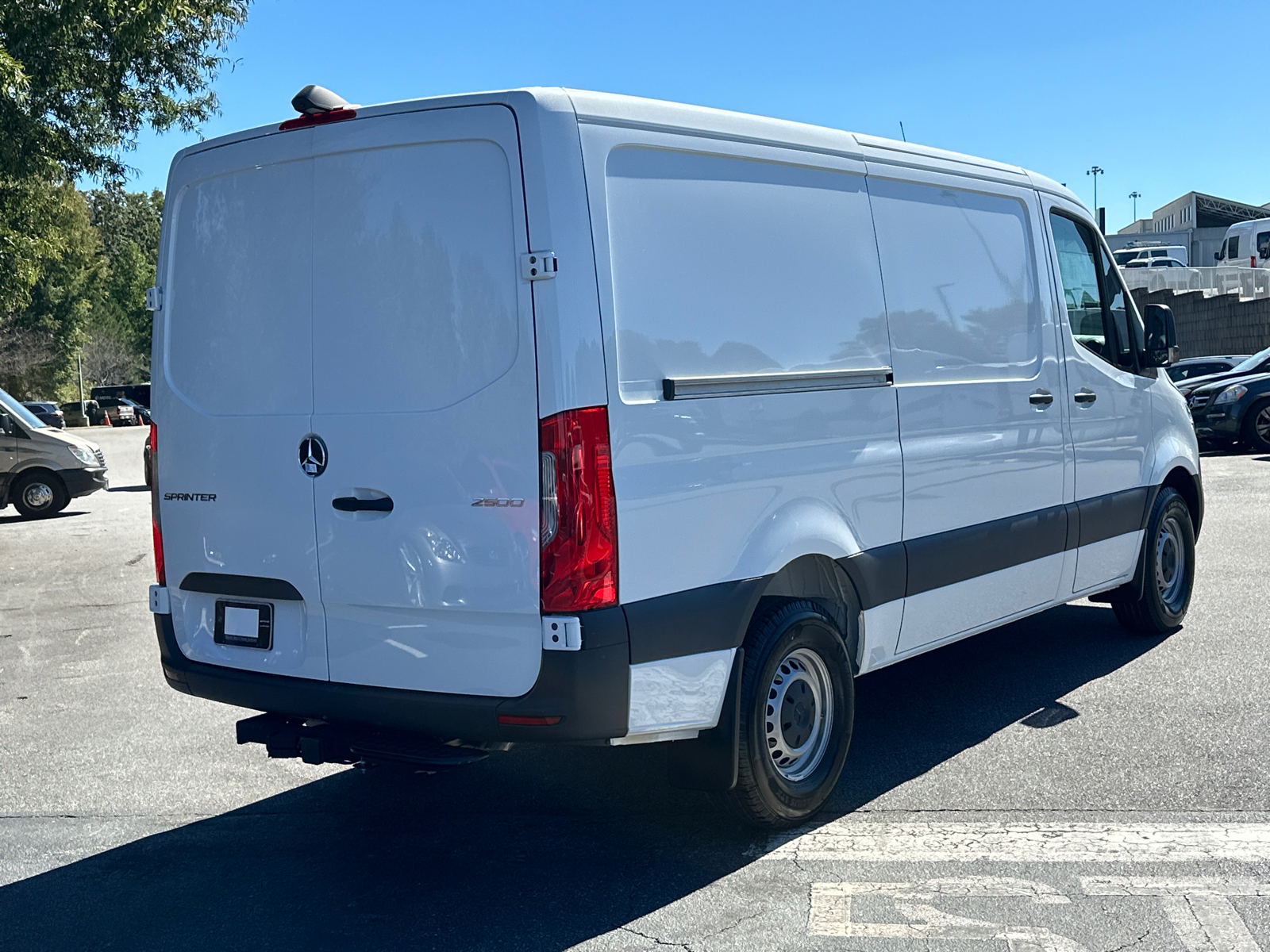 2025 Mercedes-Benz Sprinter 2500 Cargo 144 WB 7