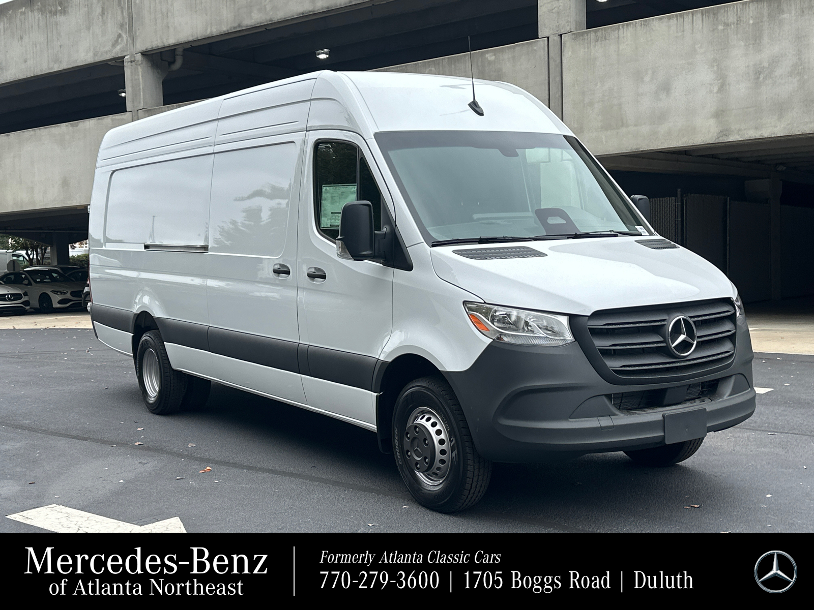 2025 Mercedes-Benz Sprinter 3500 Cargo 170 WB 1