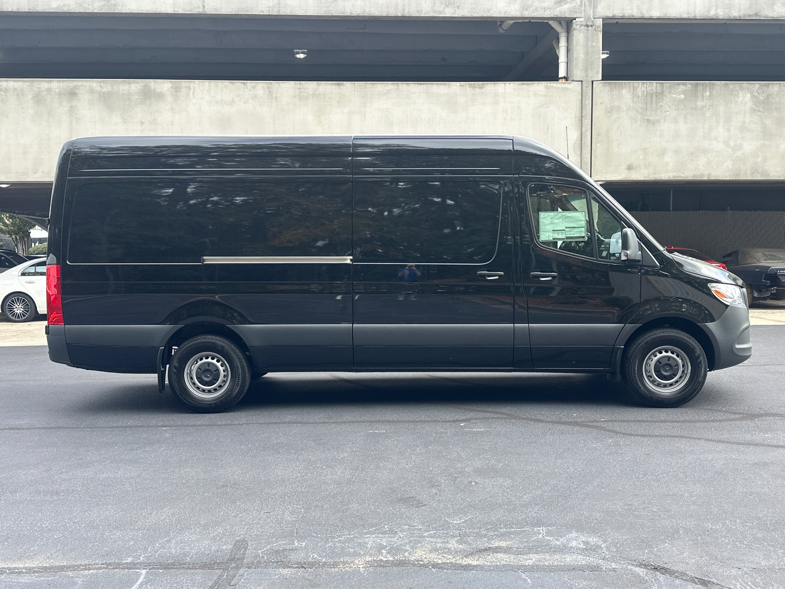 2025 Mercedes-Benz Sprinter 2500 Cargo 170 WB 8