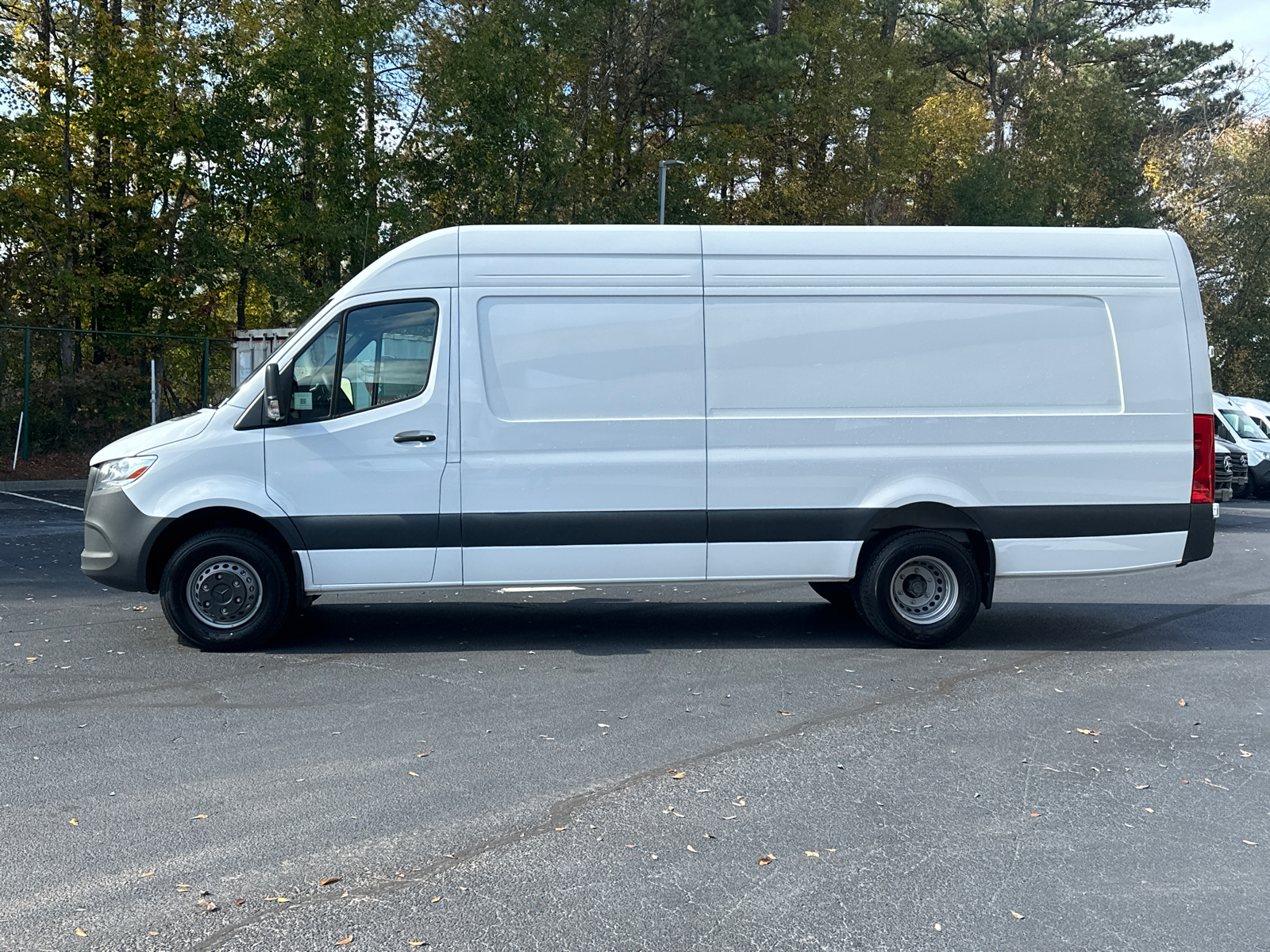 2025 Mercedes-Benz Sprinter 3500 Cargo 170 WB 4