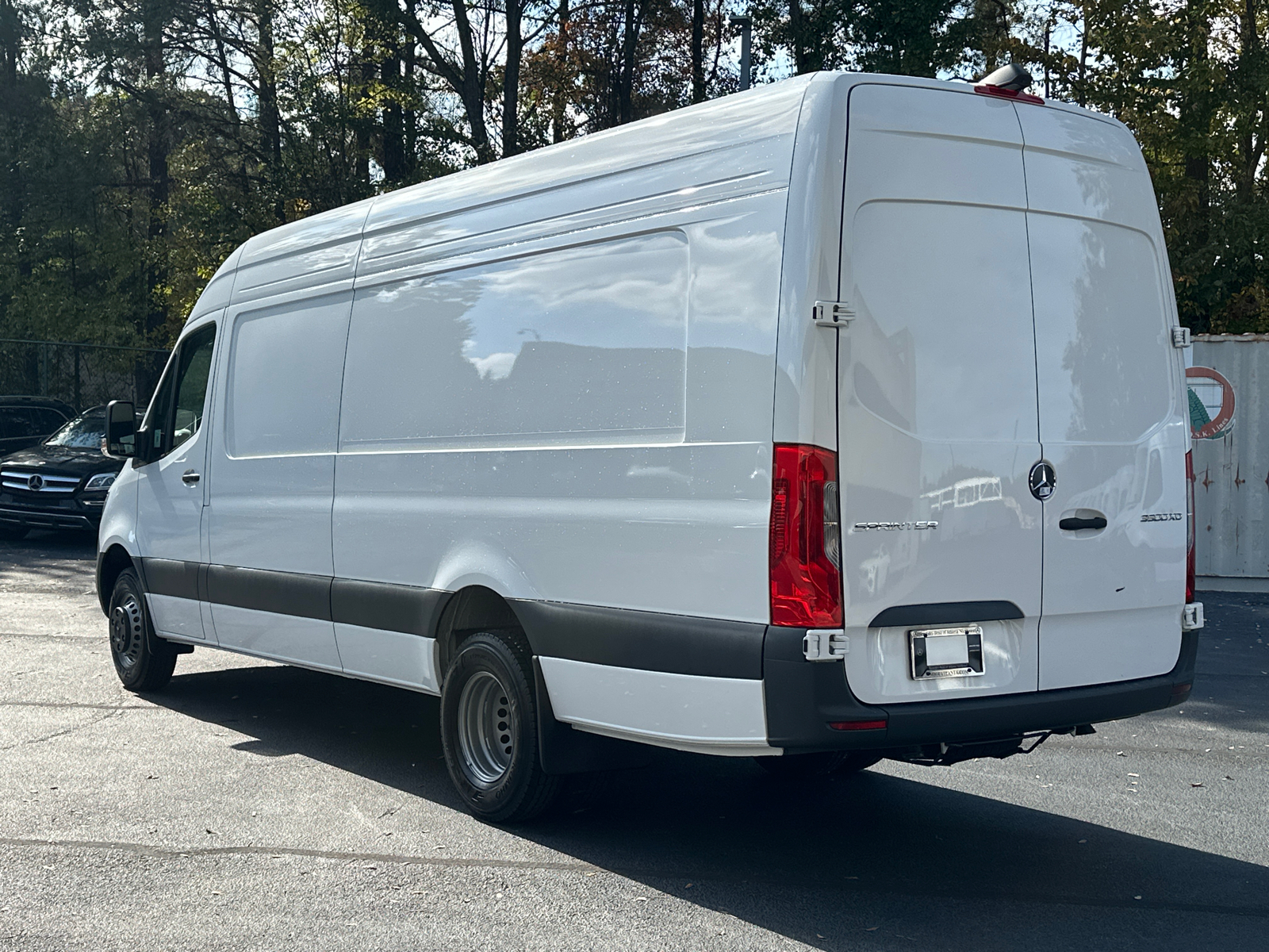 2025 Mercedes-Benz Sprinter 3500 Cargo 170 WB 5