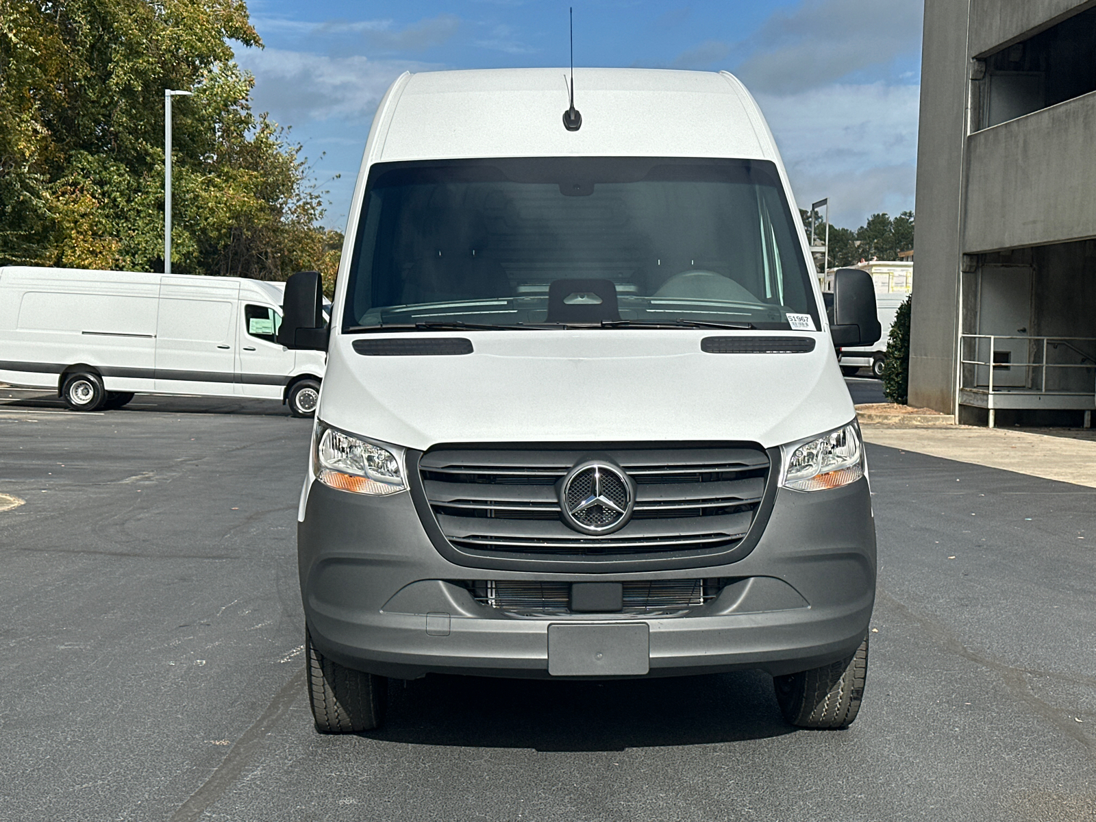 2025 Mercedes-Benz Sprinter 2500 Cargo 170 WB 2