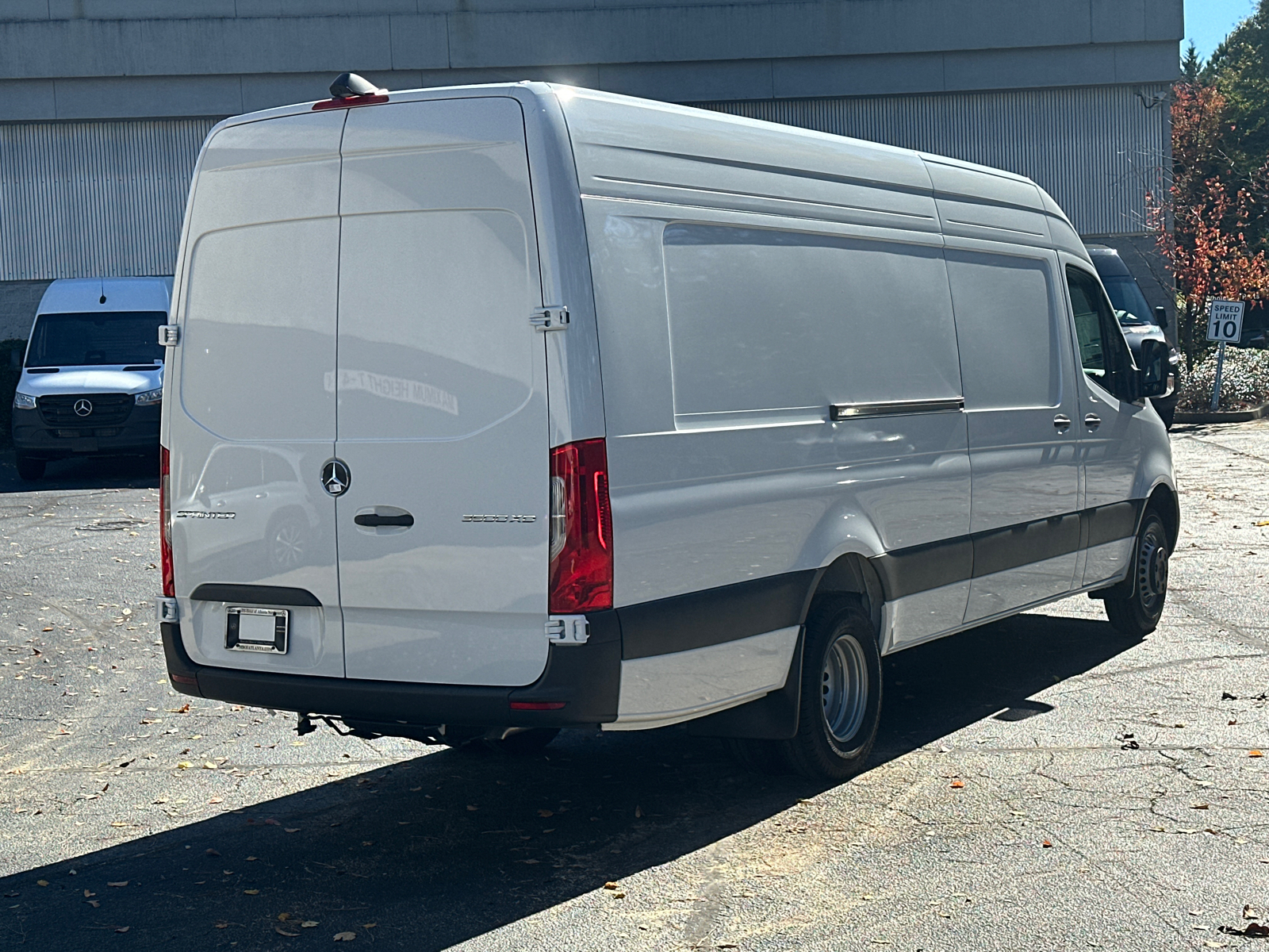 2025 Mercedes-Benz Sprinter 3500 Cargo 170 WB 7