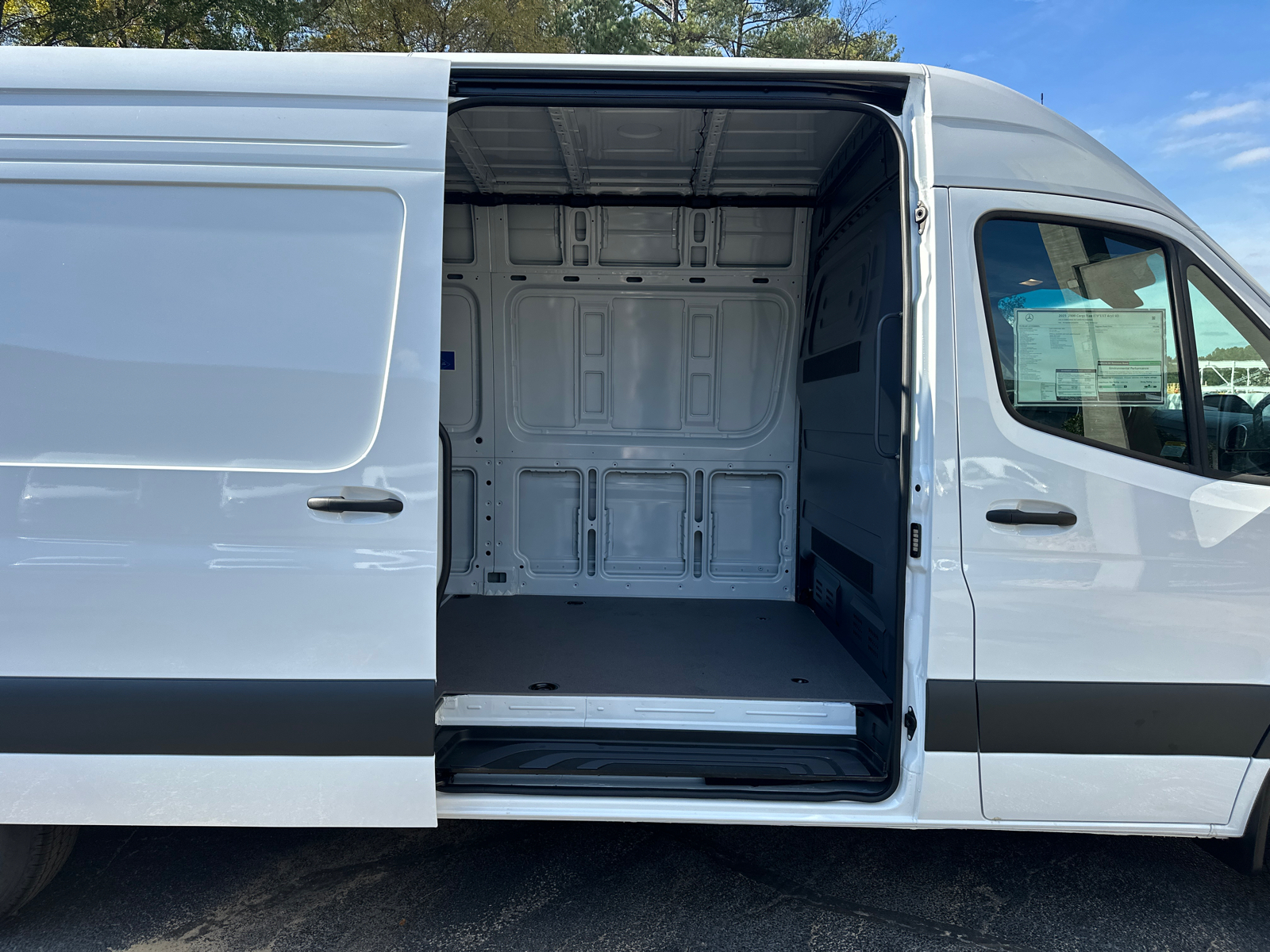 2025 Mercedes-Benz Sprinter 2500 Cargo 170 WB 16