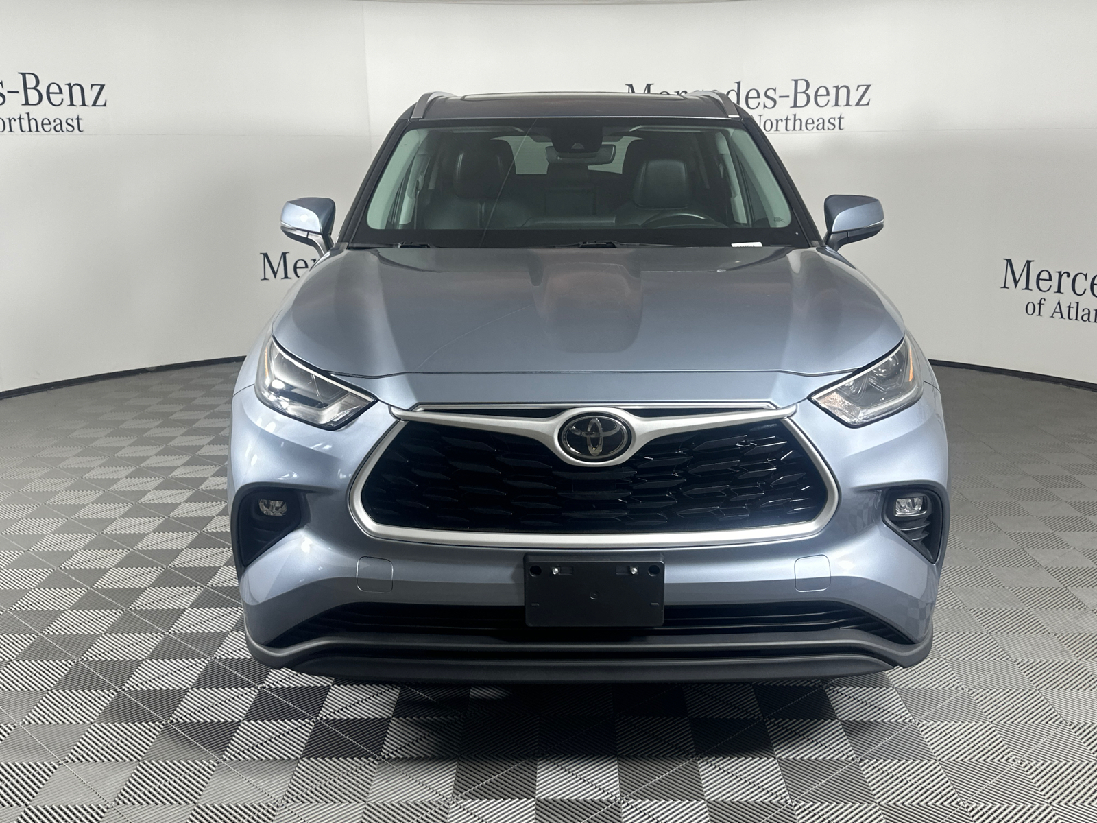 2021 Toyota Highlander XLE 2