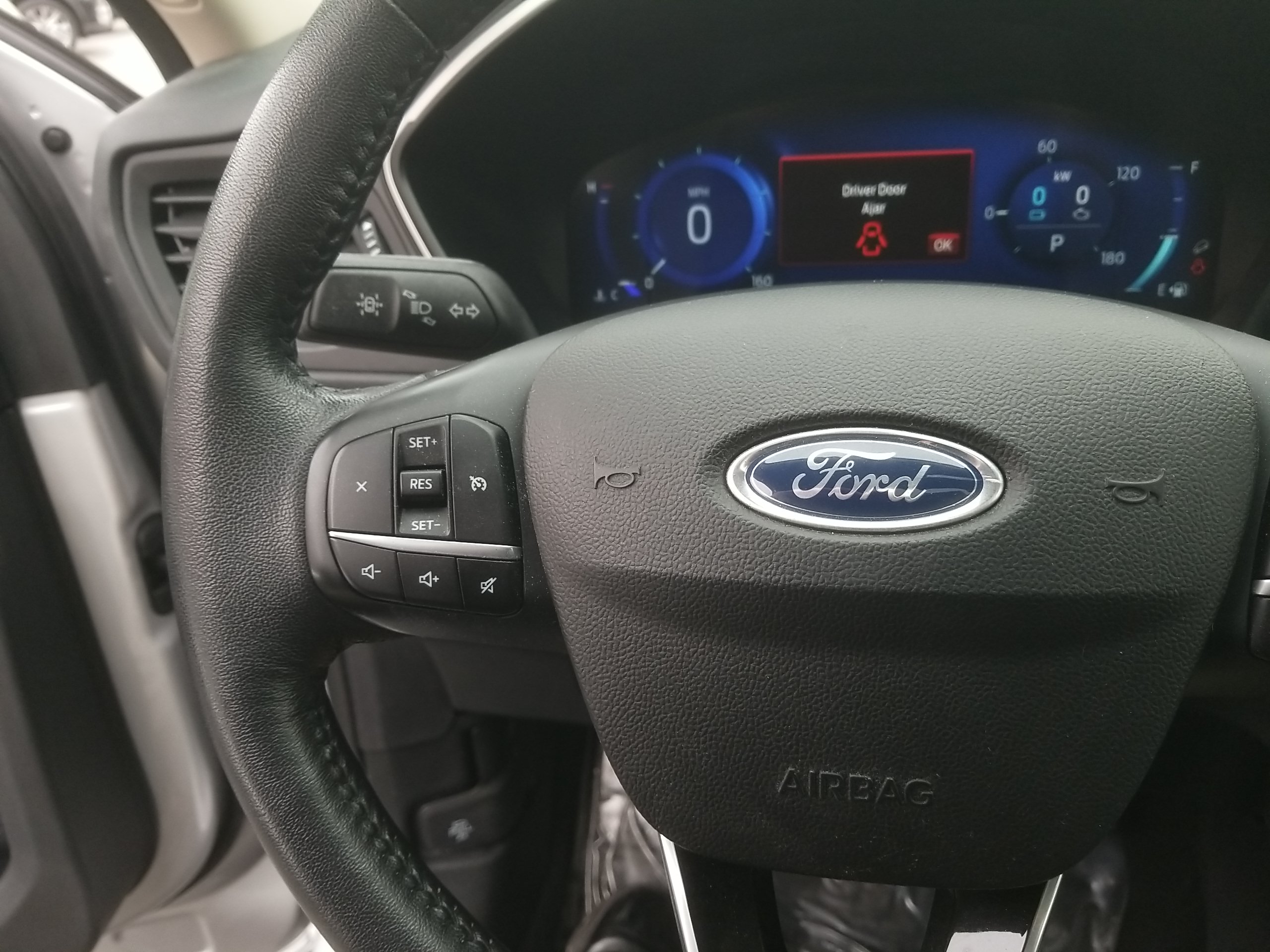 2020 Ford Escape SE Sport Hybrid 19