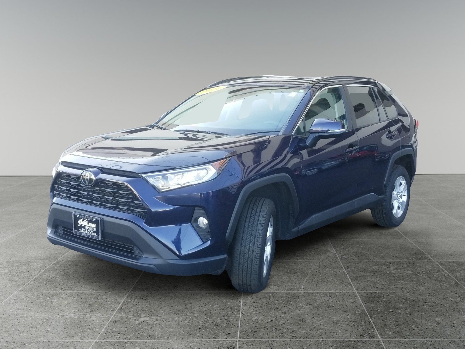 2021 Toyota RAV4 XLE 3