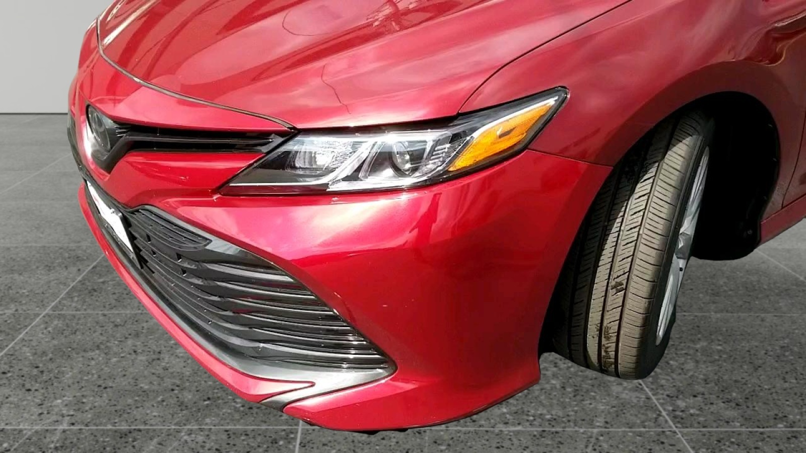 2020 Toyota Camry LE 4