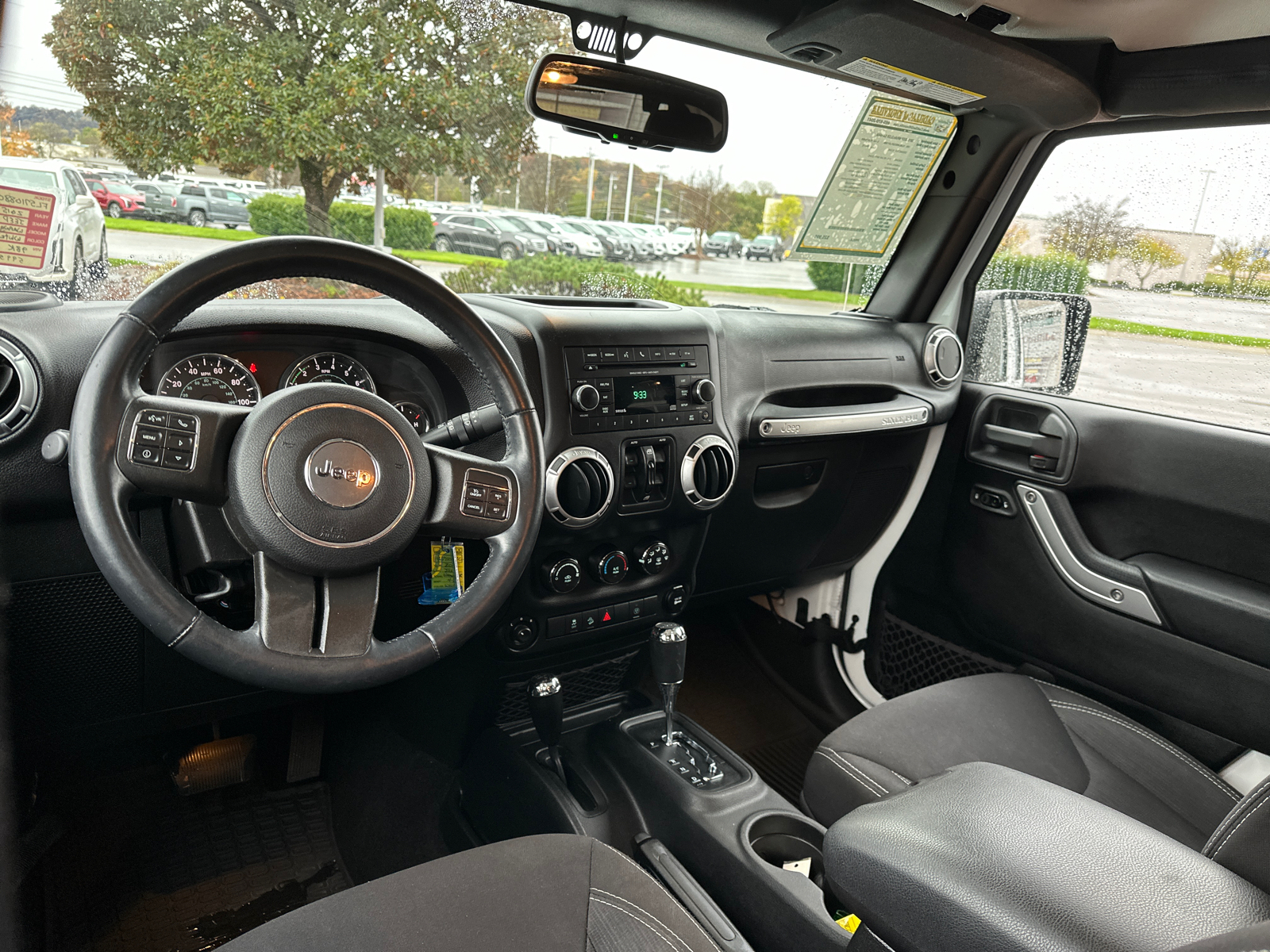 2015 Jeep Wrangler Unlimited Unlimited Sahara 4WD 7