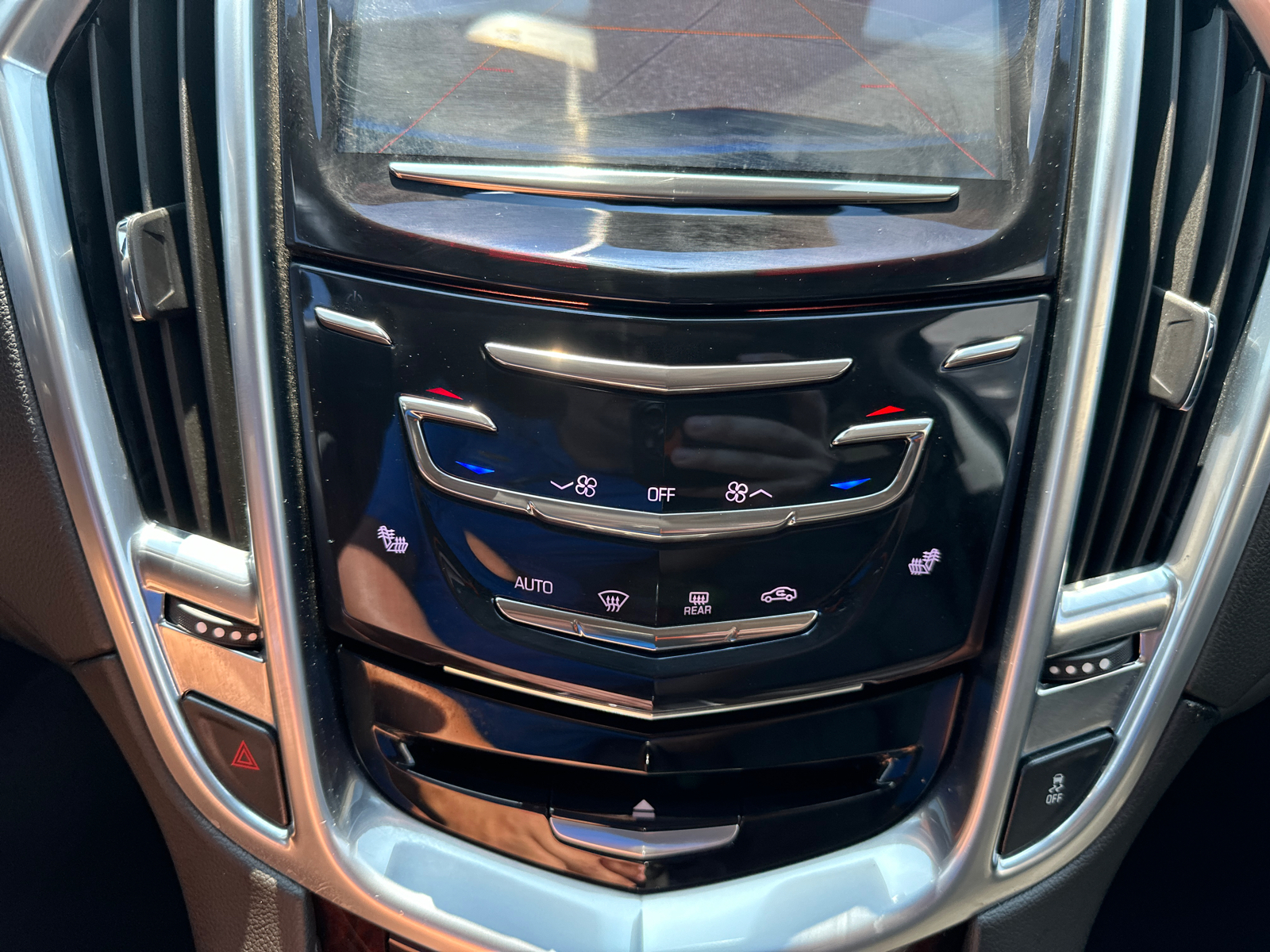 2015 Cadillac SRX Luxury Collection FWD 15