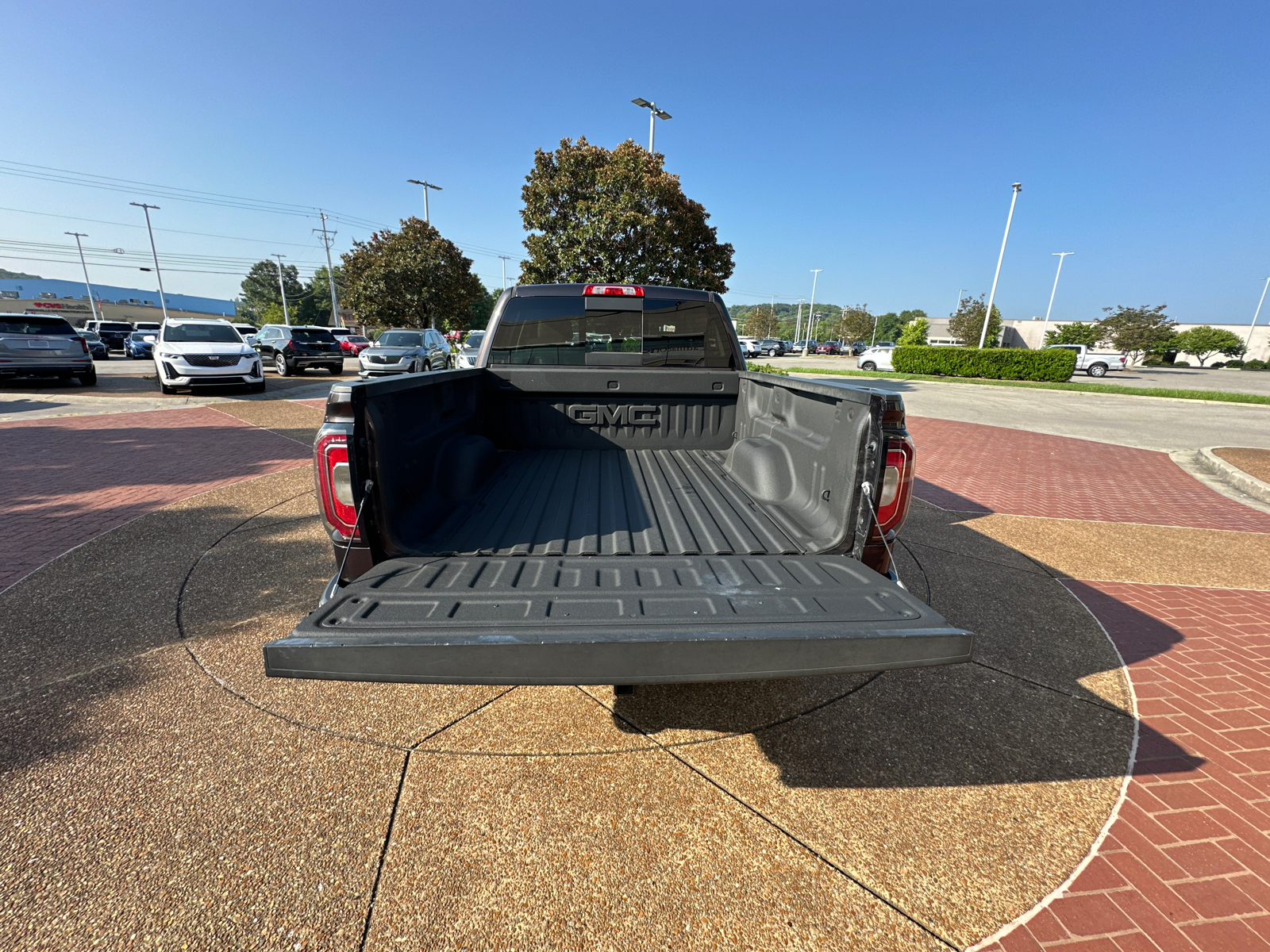 2016 GMC Sierra 1500 SLT 4WD 143WB 22