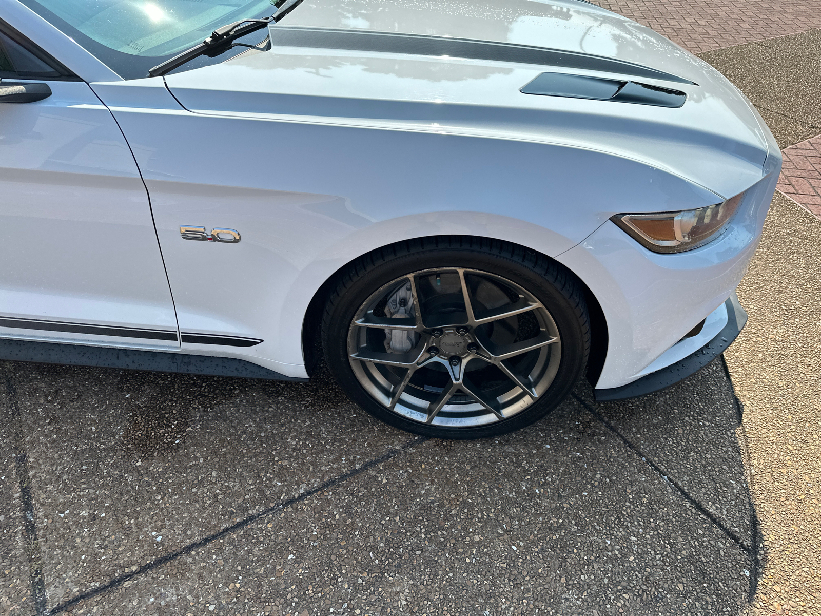 2017 Ford Mustang GT 28