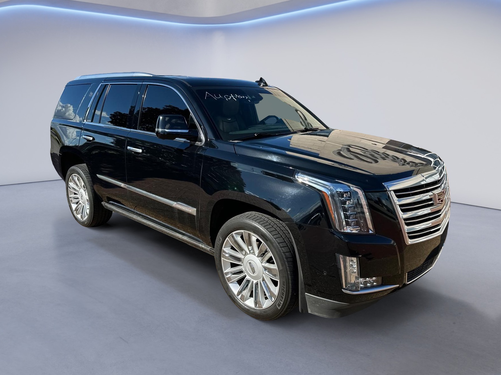 2017 Cadillac Escalade Platinum 4WD 2