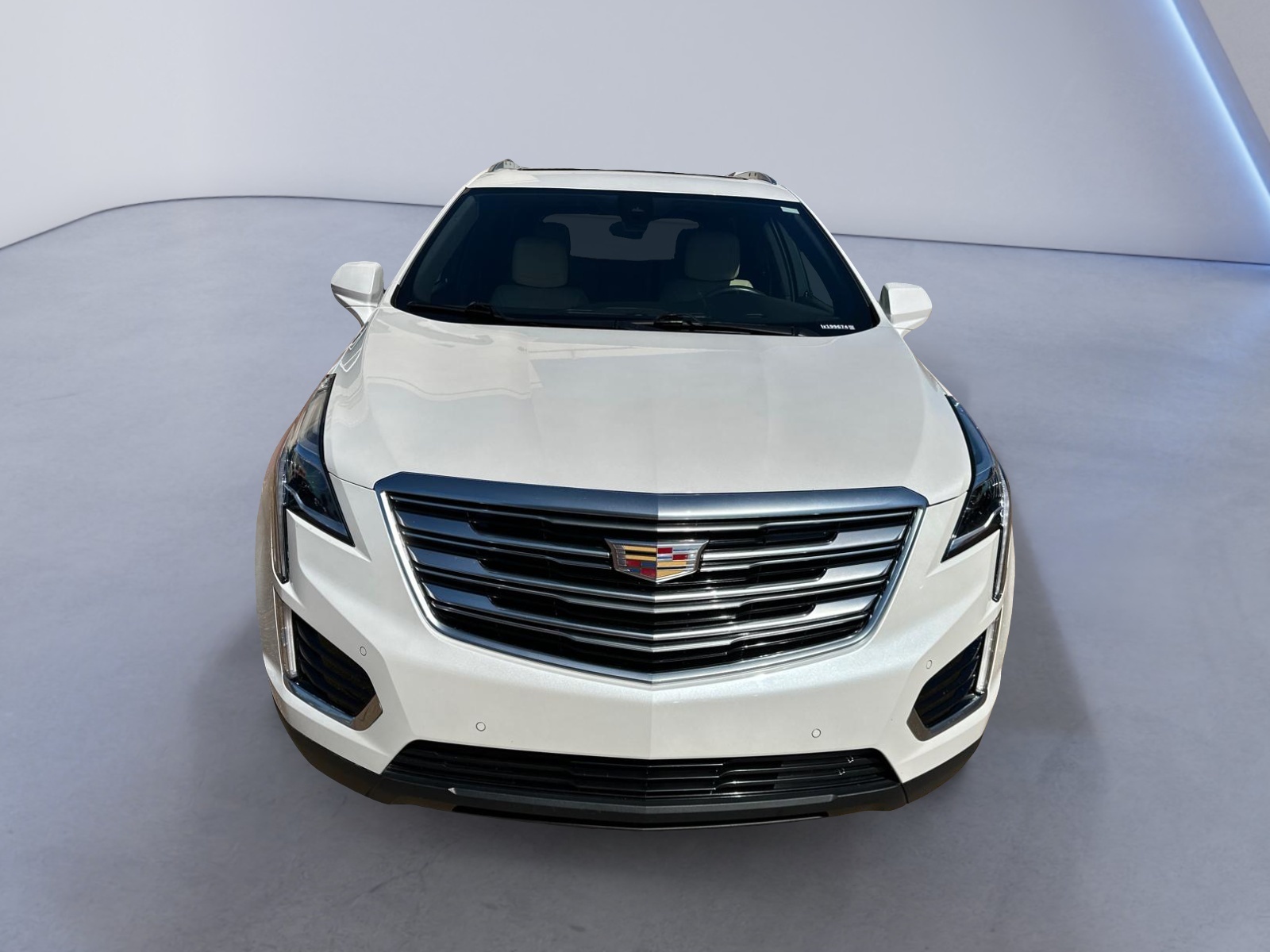 2018 Cadillac XT5 Premium Luxury FWD 2