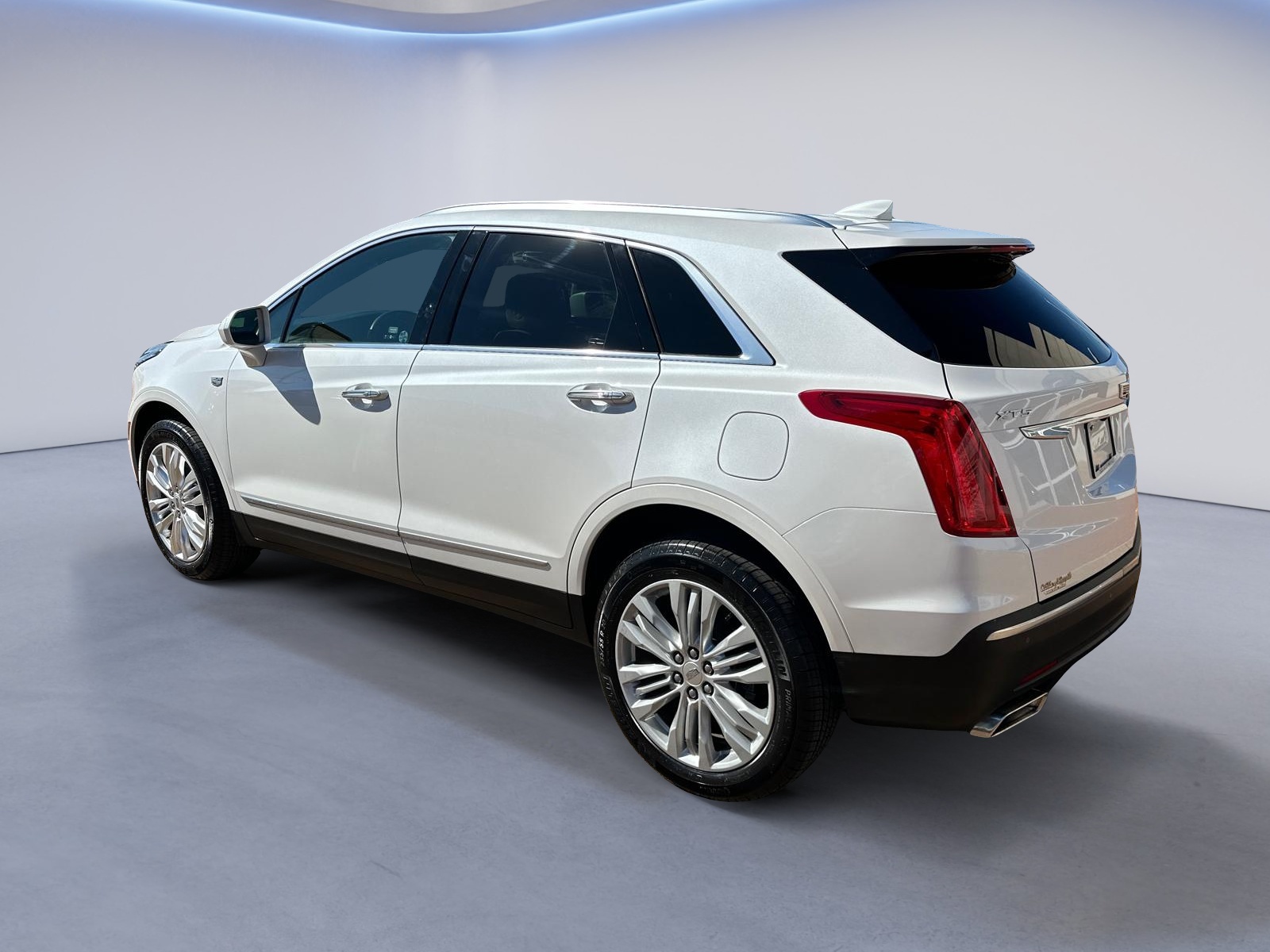 2018 Cadillac XT5 Premium Luxury FWD 6